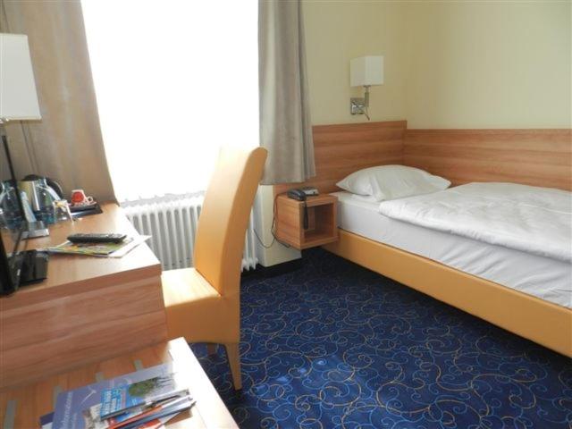 Single Room photo 3