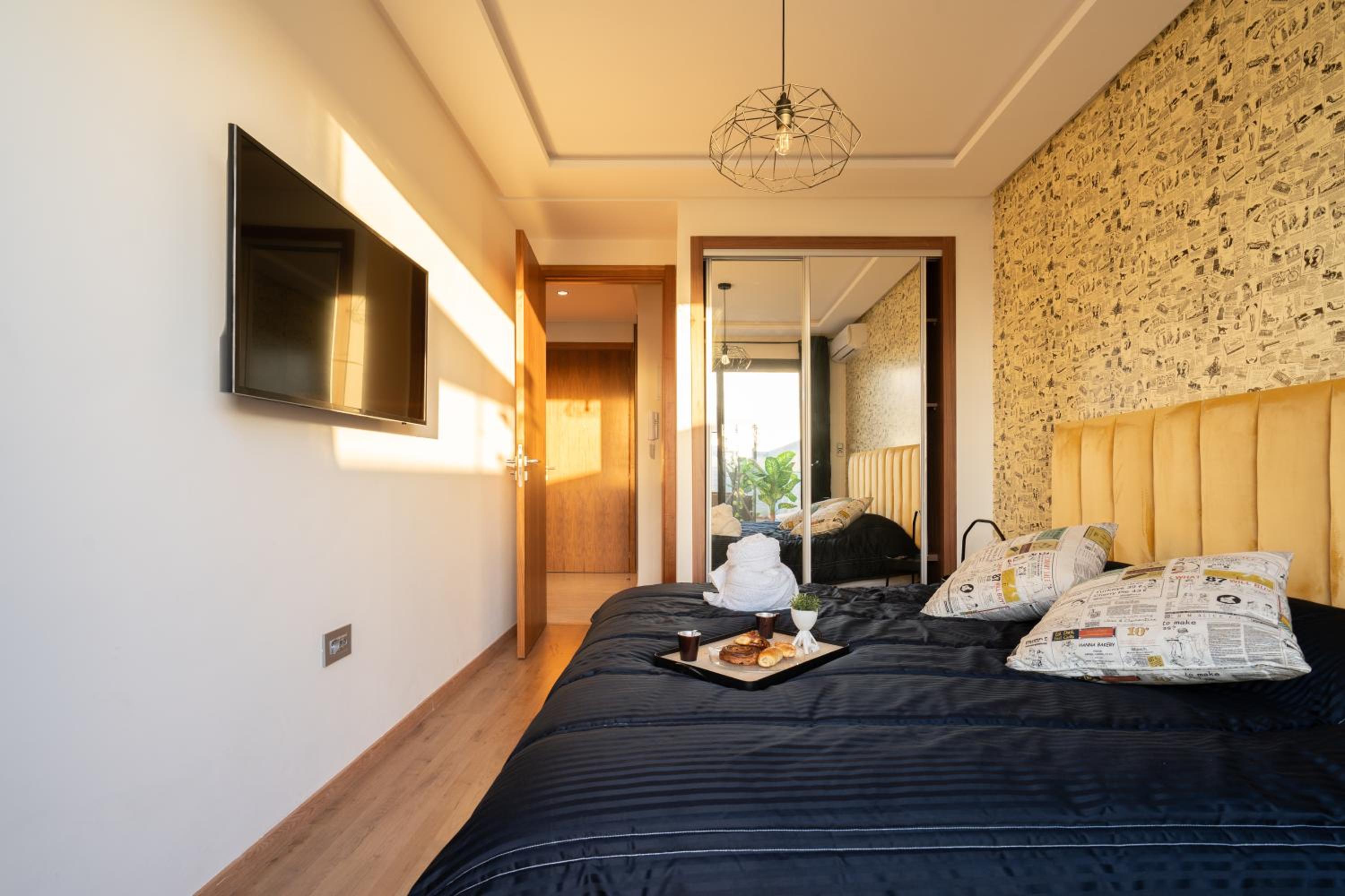 One-Bedroom Apartment - Photo 17