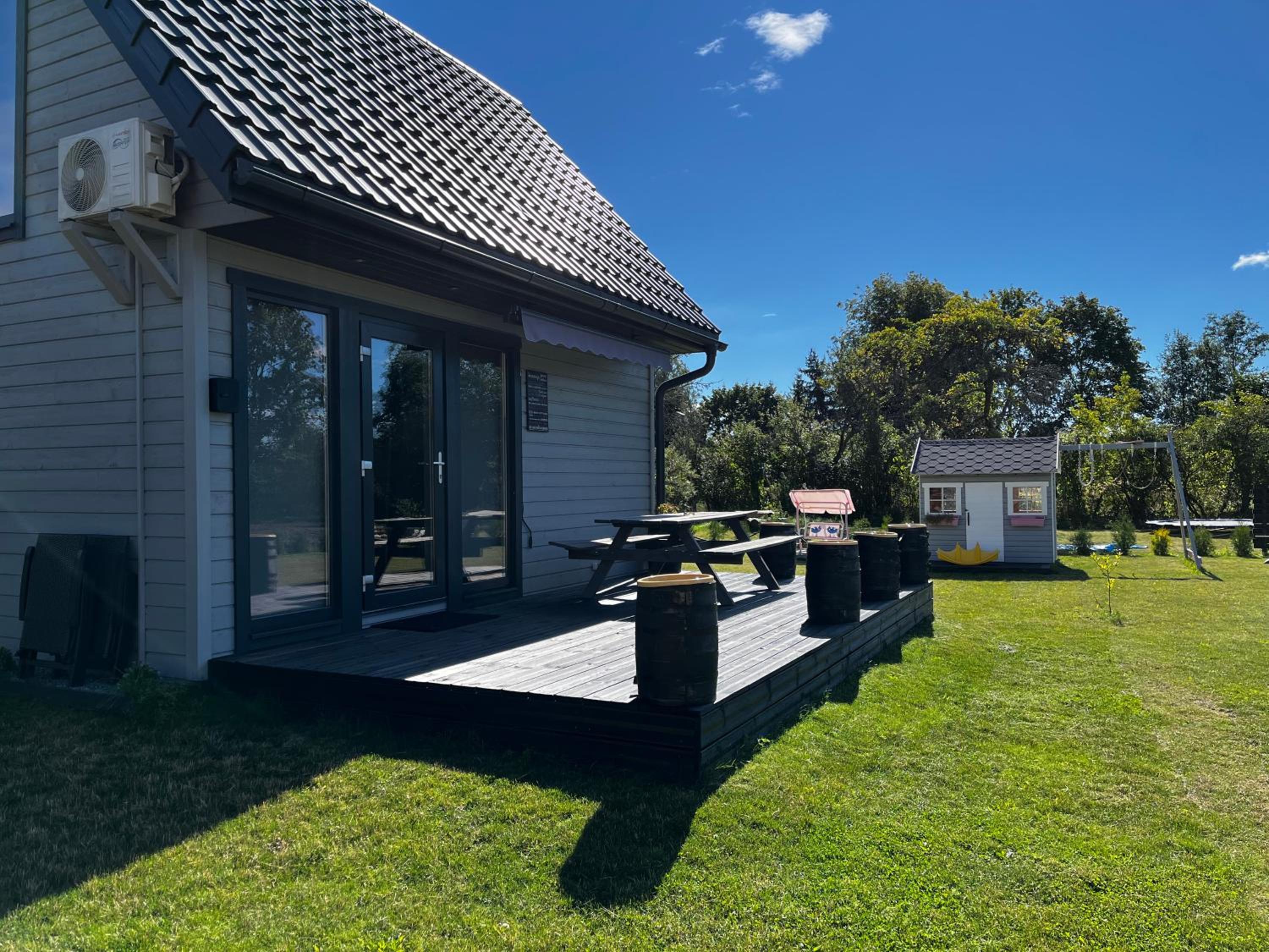 One-Bedroom House - Photo 1