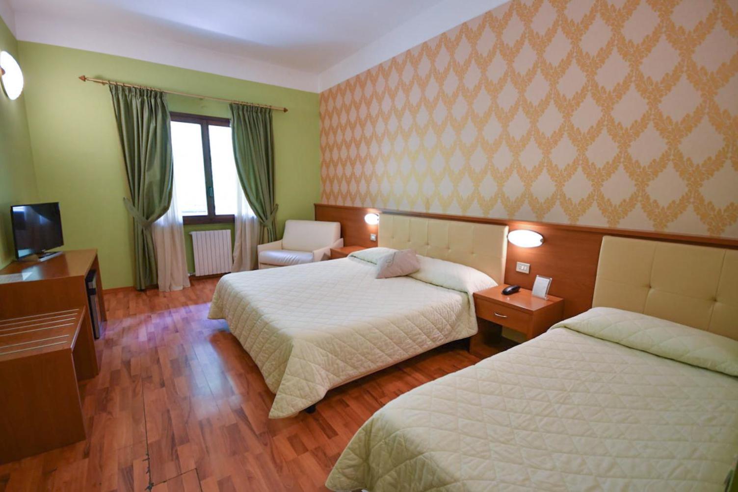 Triple Room