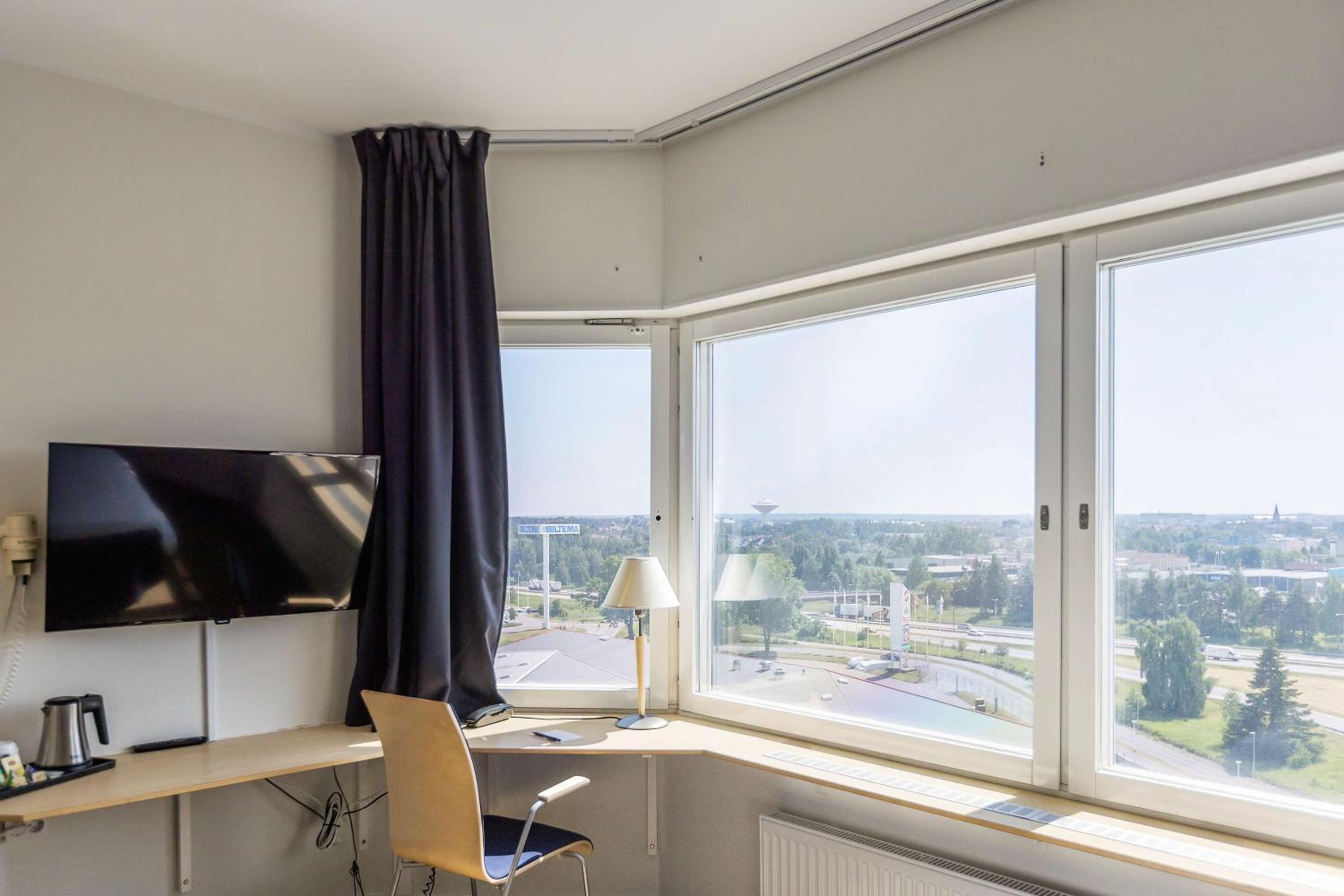 Standard Double Room - Photo 13