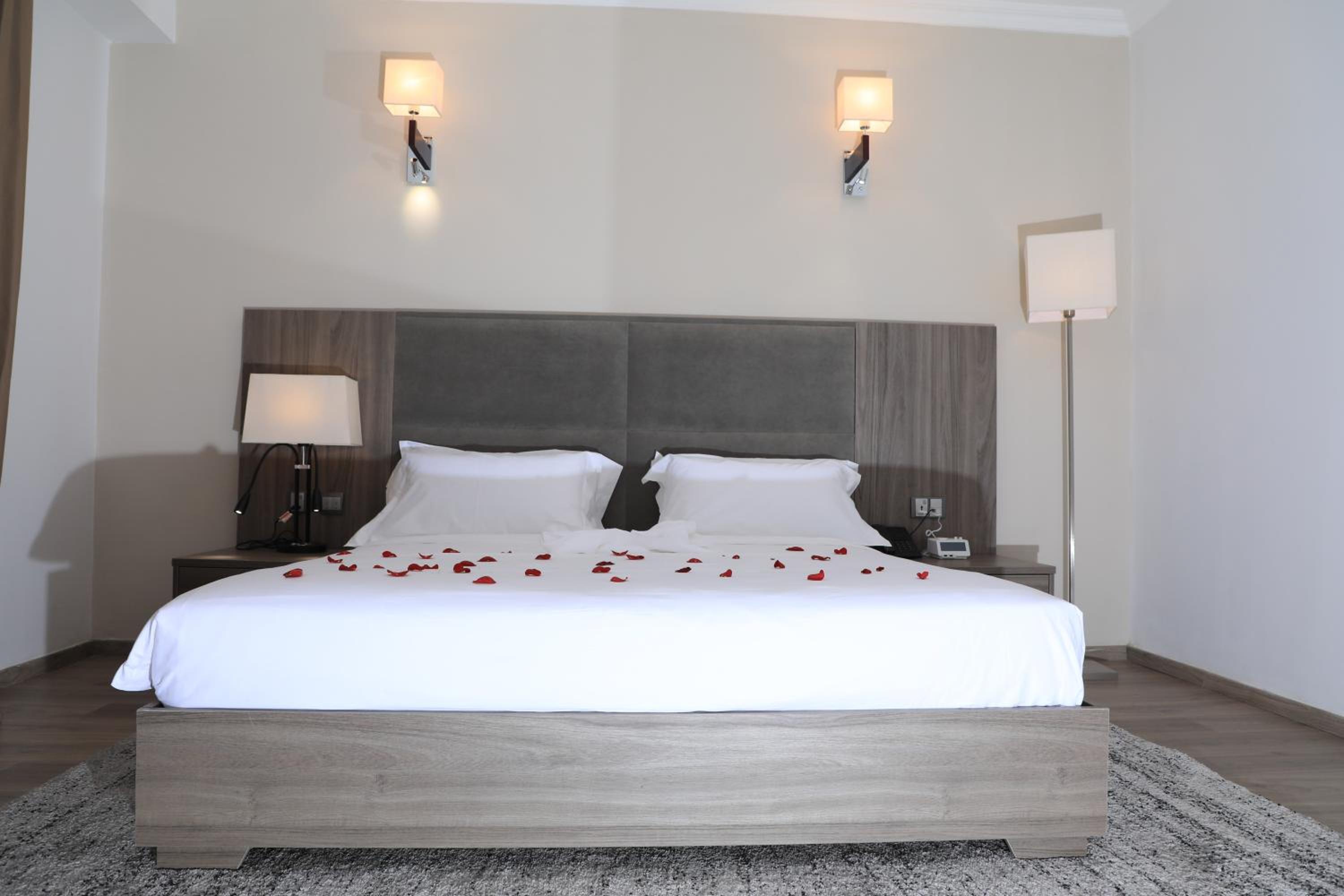 Deluxe King Room photo 3