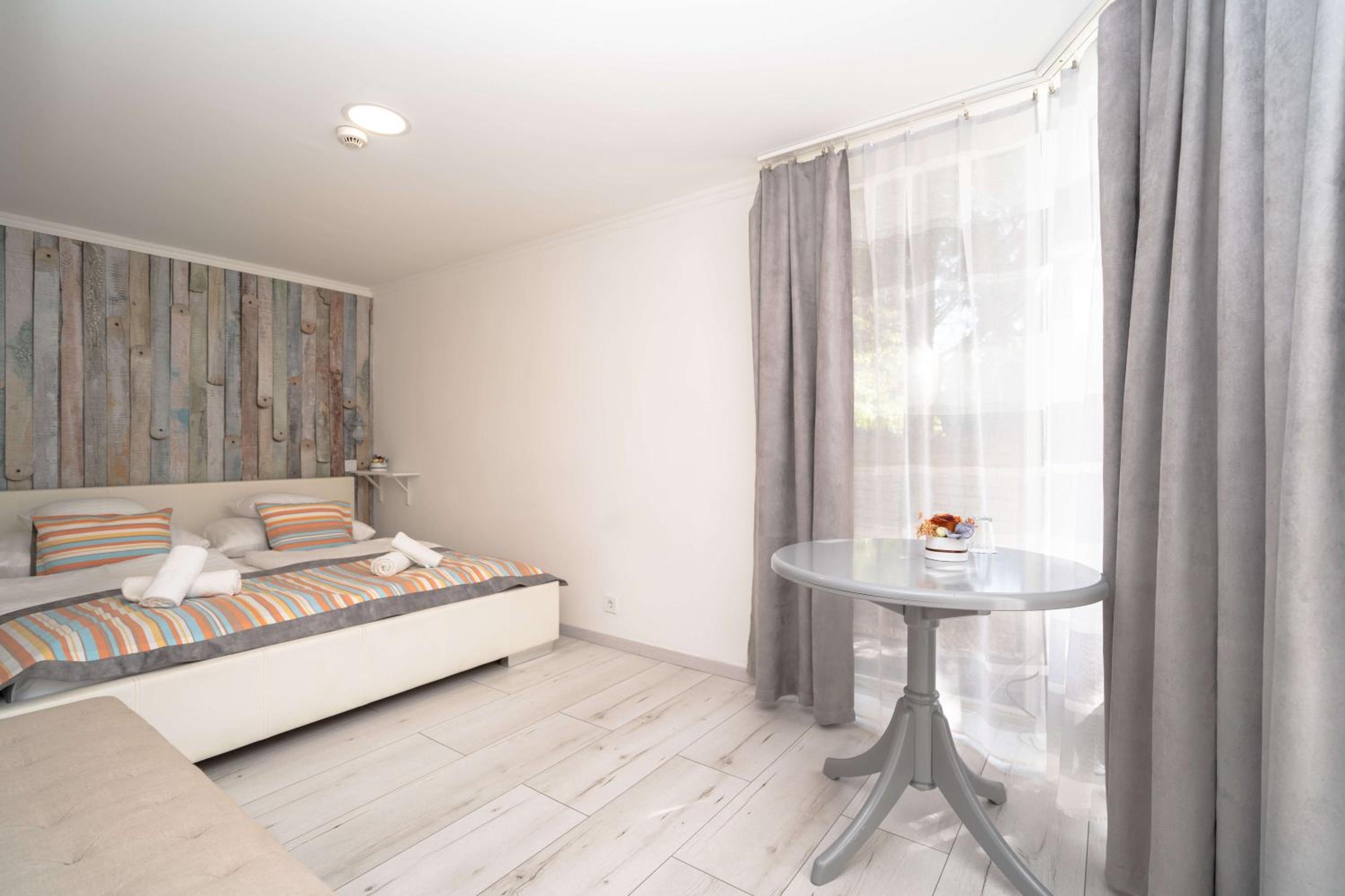 Family Room with Terrace photo 1