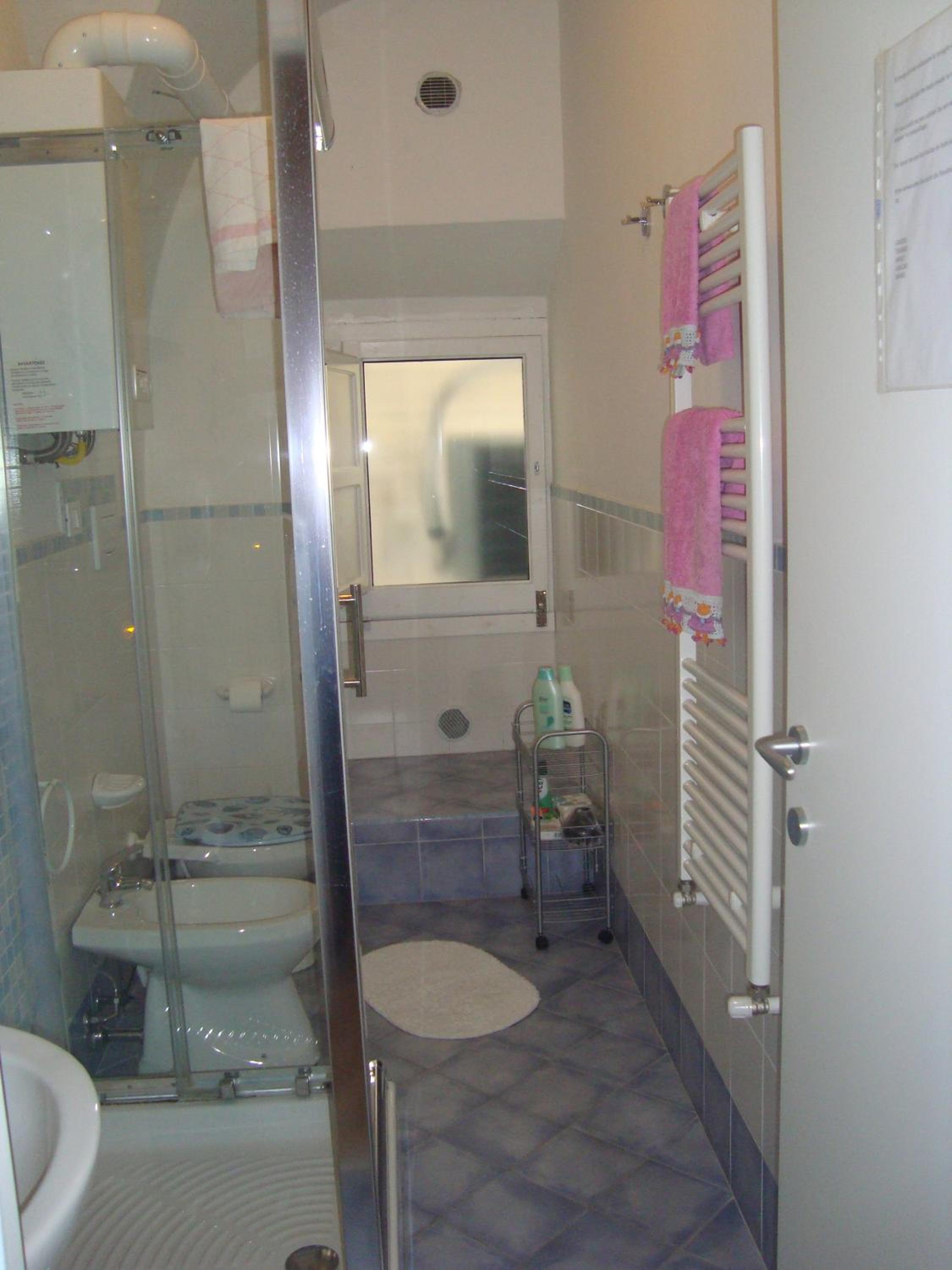Comfort Apartment - Photo 16