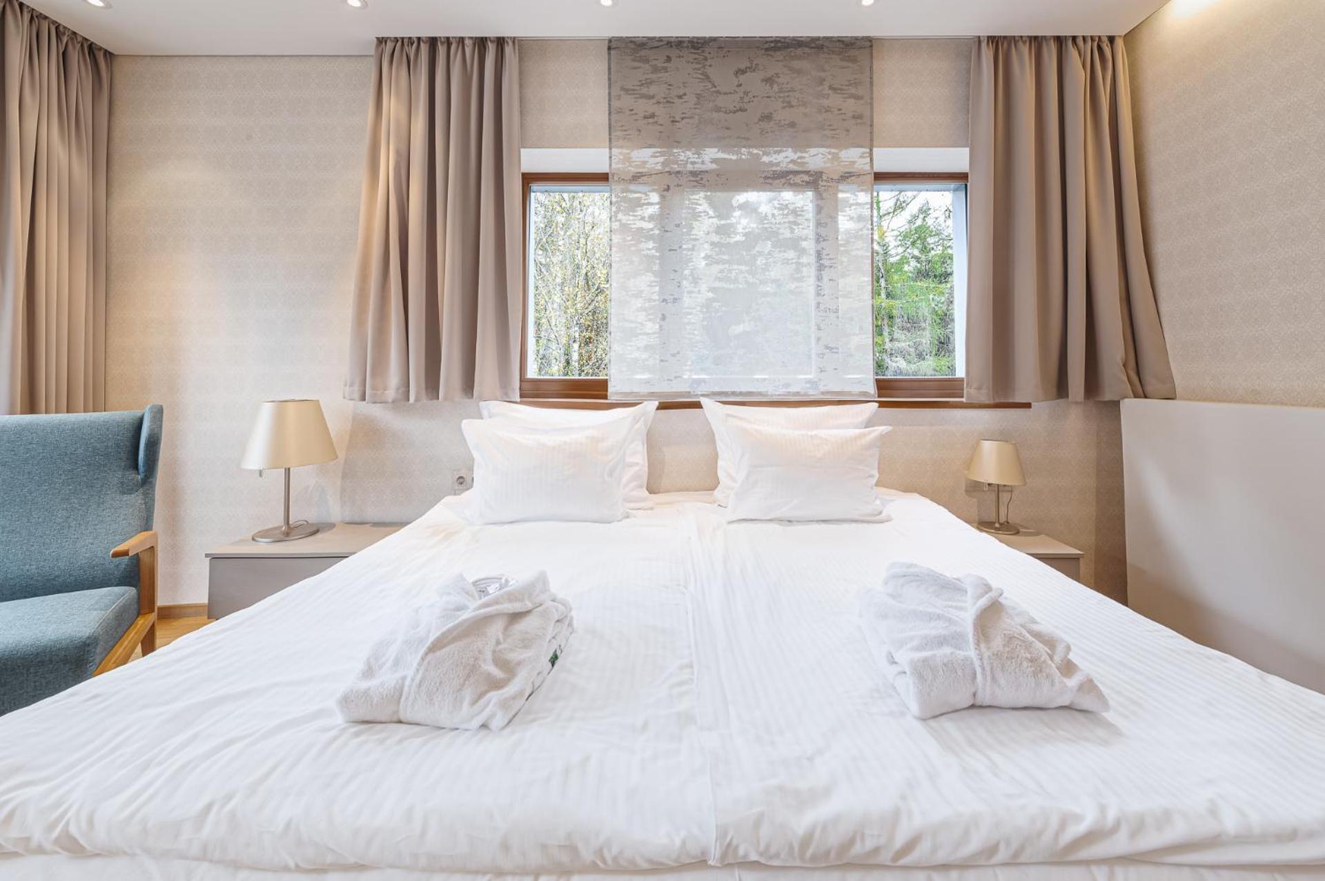 Superior Deluxe Room with Spa Access