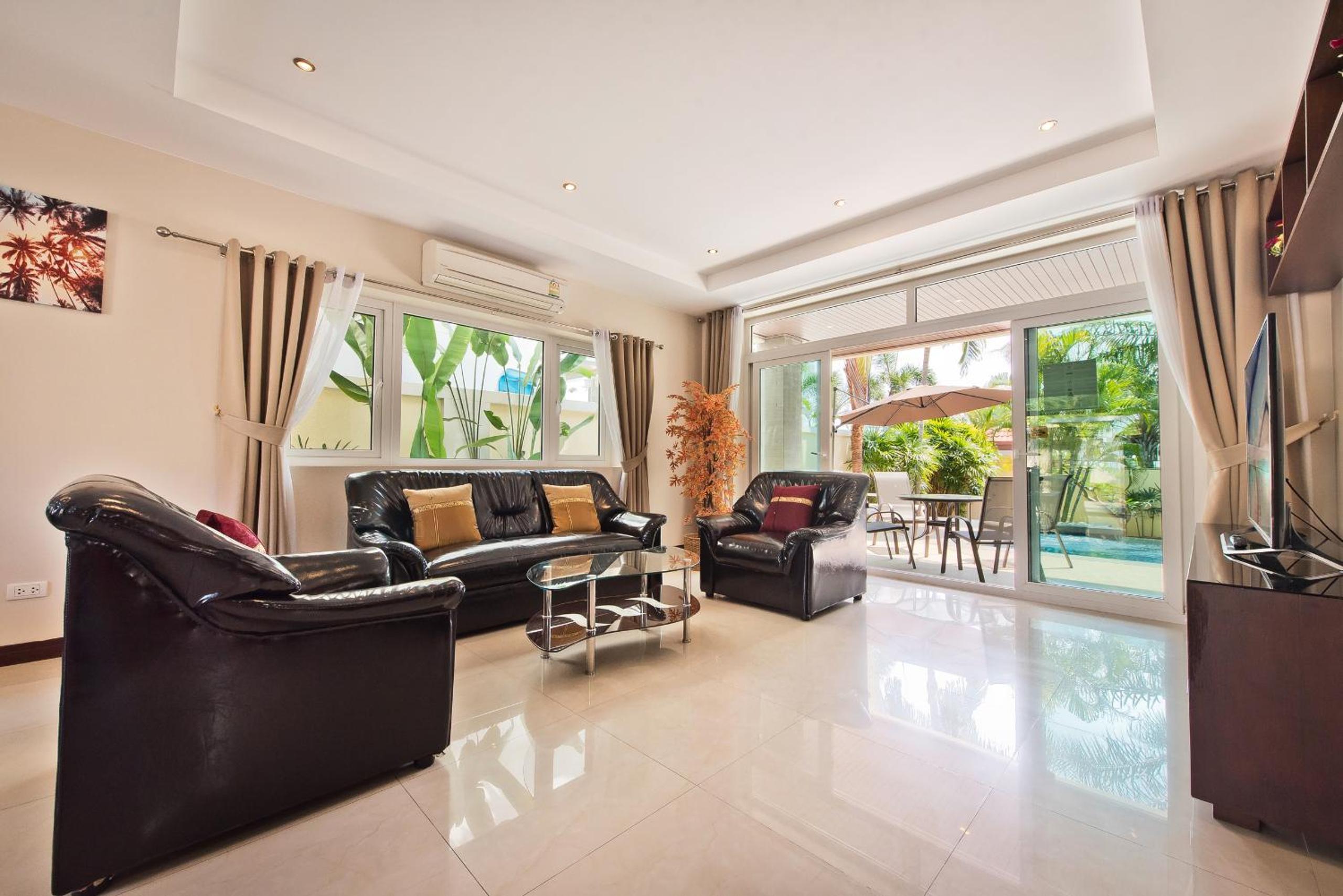 Four-Bedroom Villa with Private Pool - Villa T3