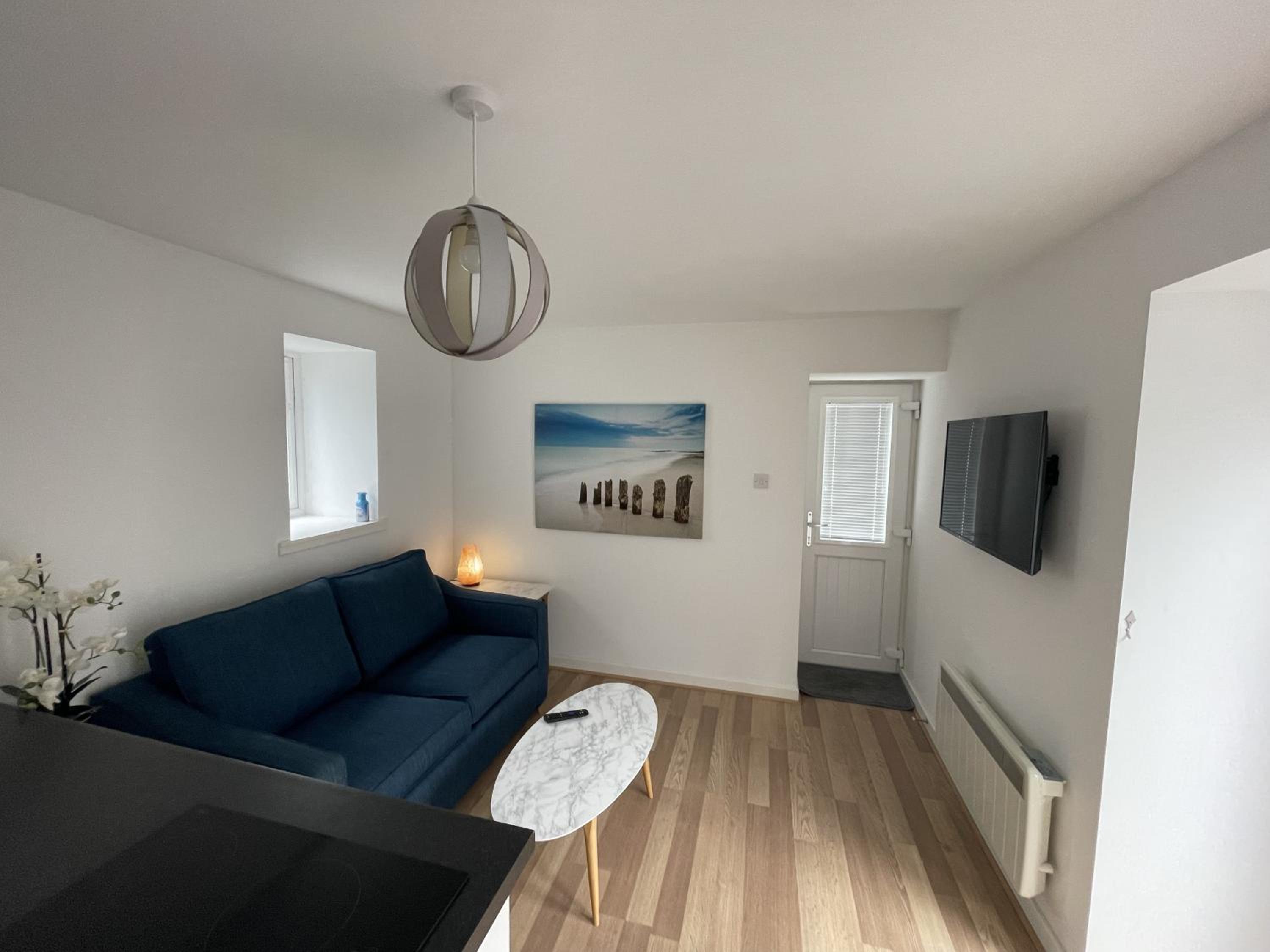 Apartment with Terrace photo 2