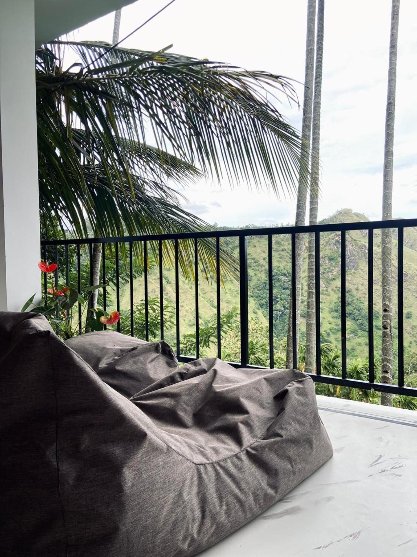 Deluxe Double Room with Balcony photo 2