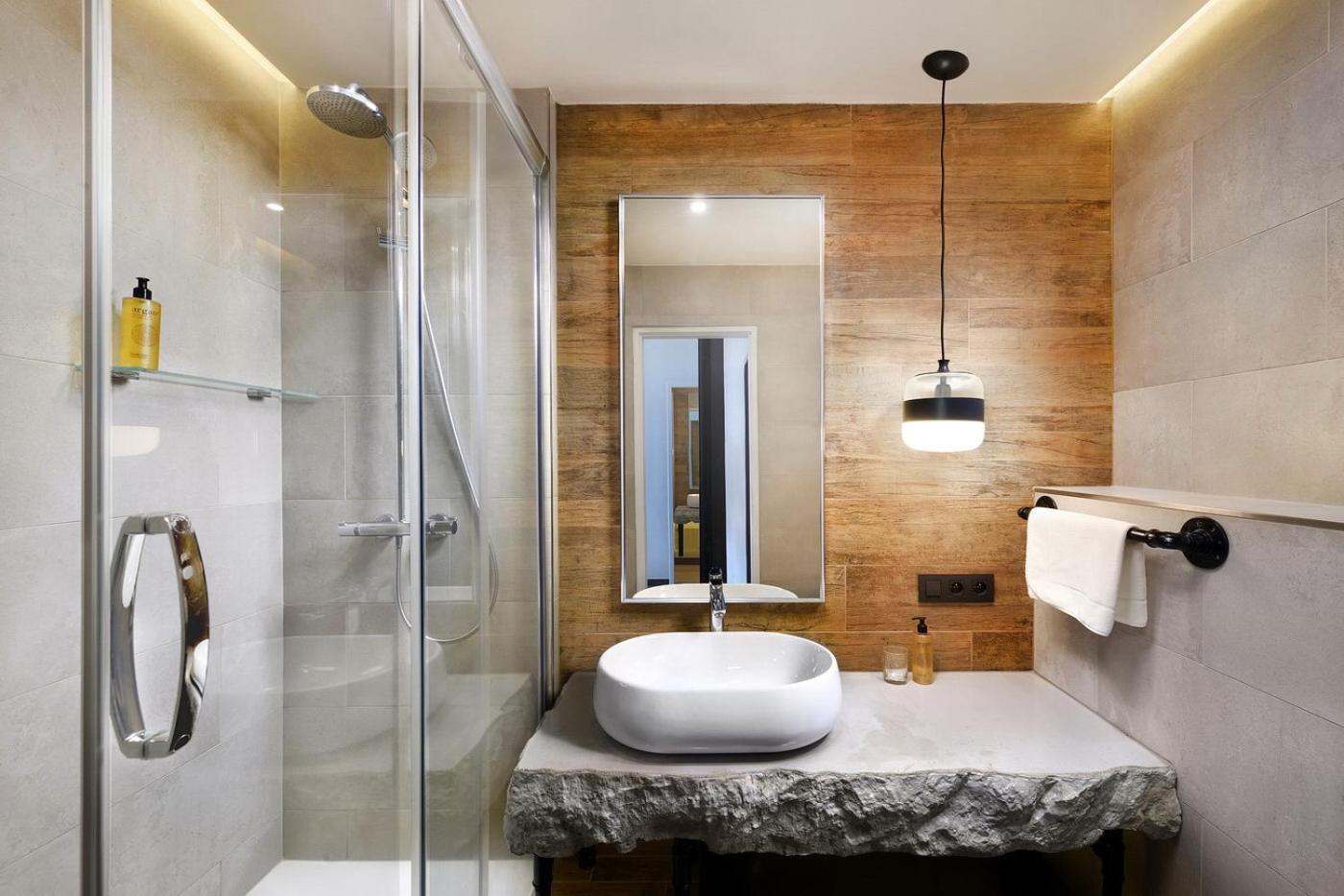 Standard Twin Room - Photo 3