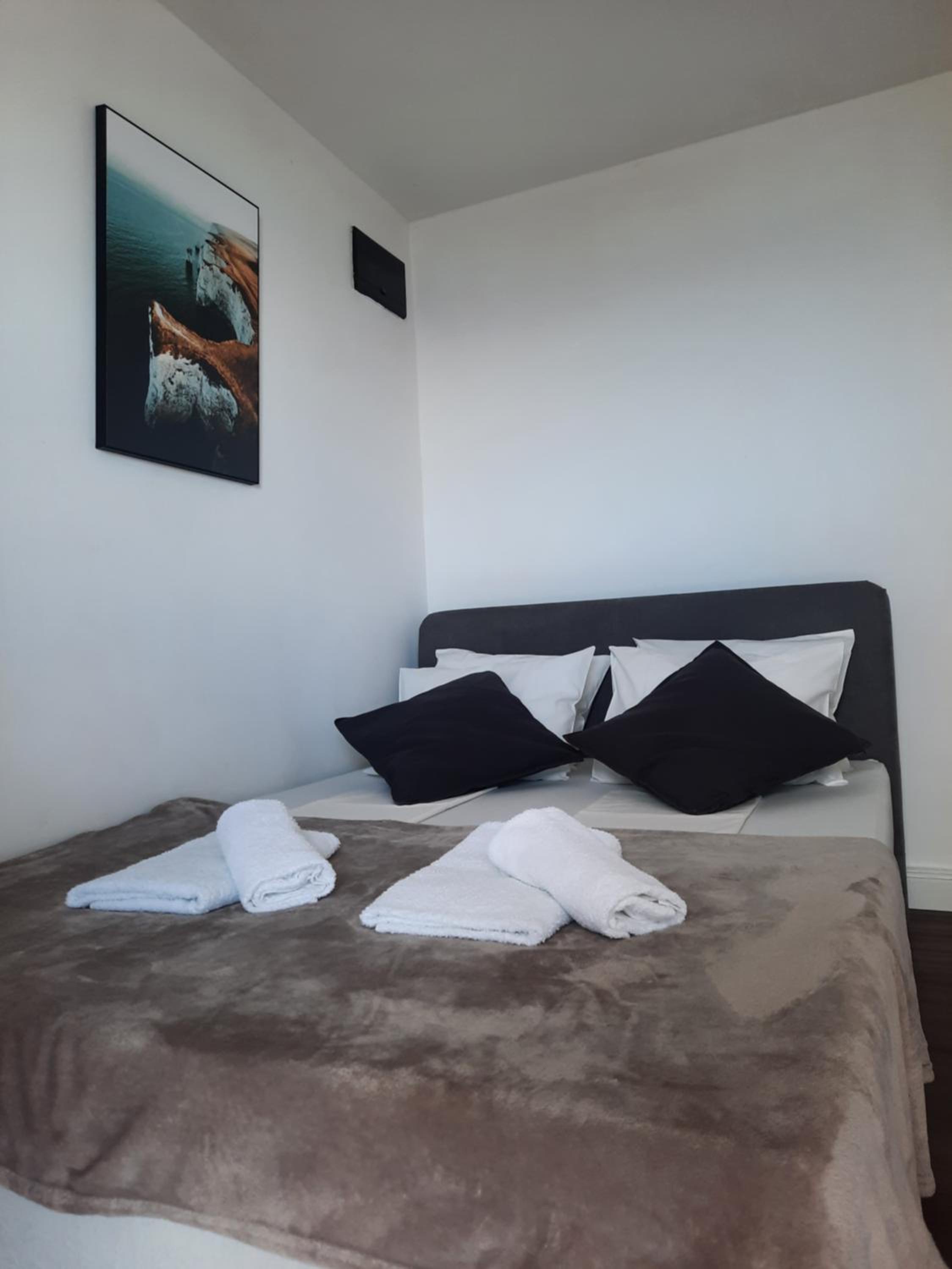 Apartment - Ground Floor photo 1