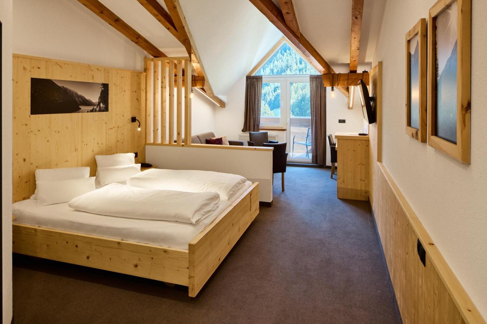 Superior Double Room - Photo 1
