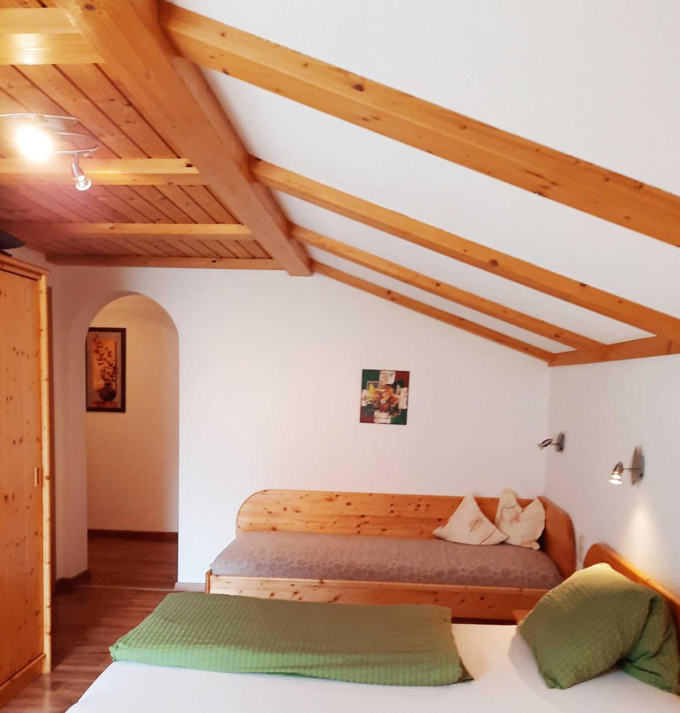 Comfort Triple Room With Shower photo 2