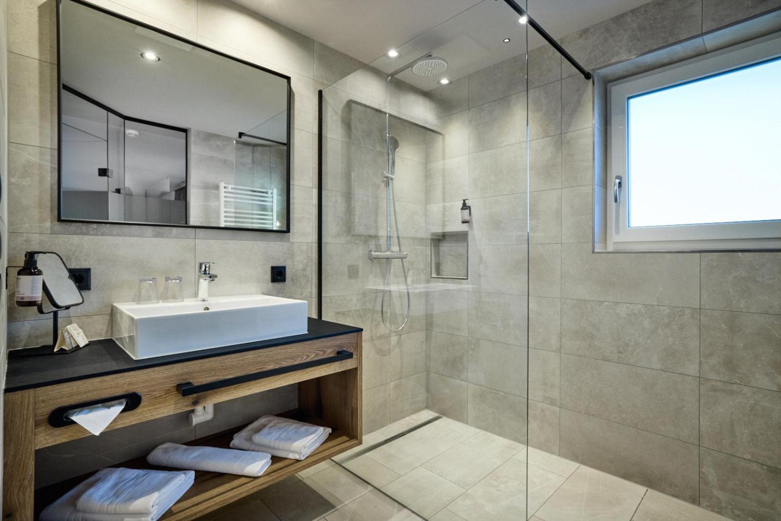 Deluxe Double Room - Photo 2