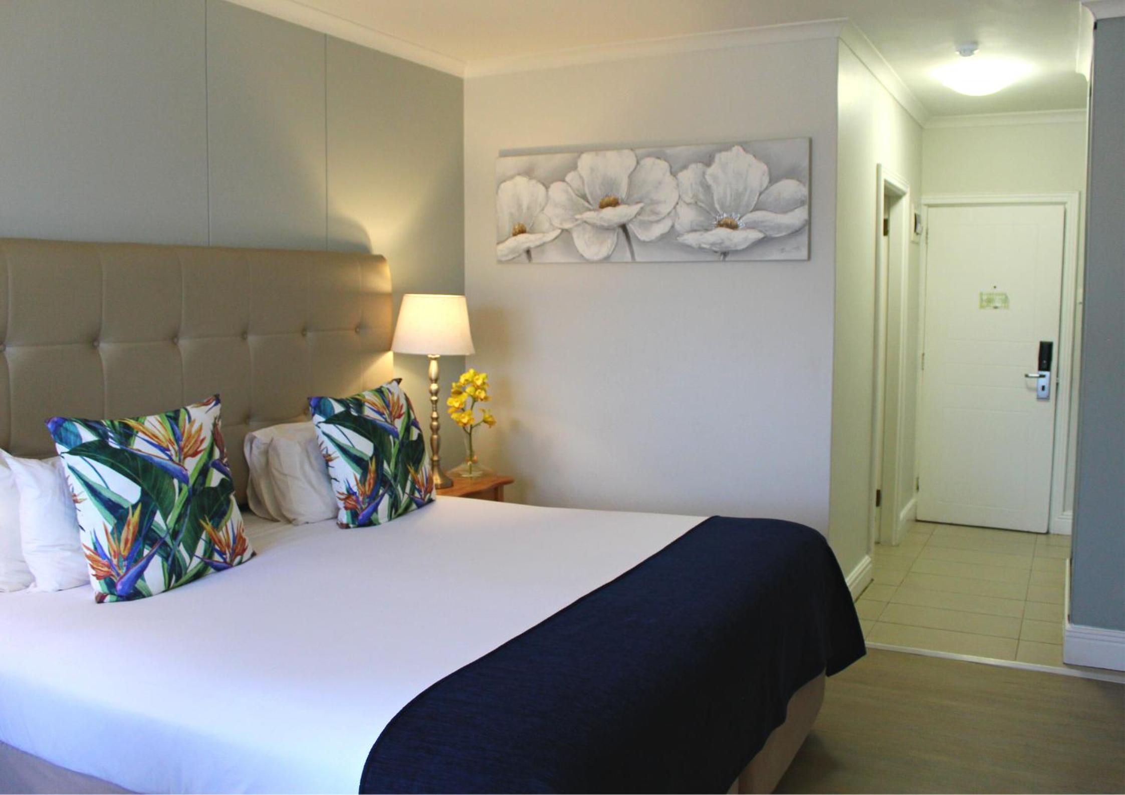 Standard Double or Twin Room - Photo 1