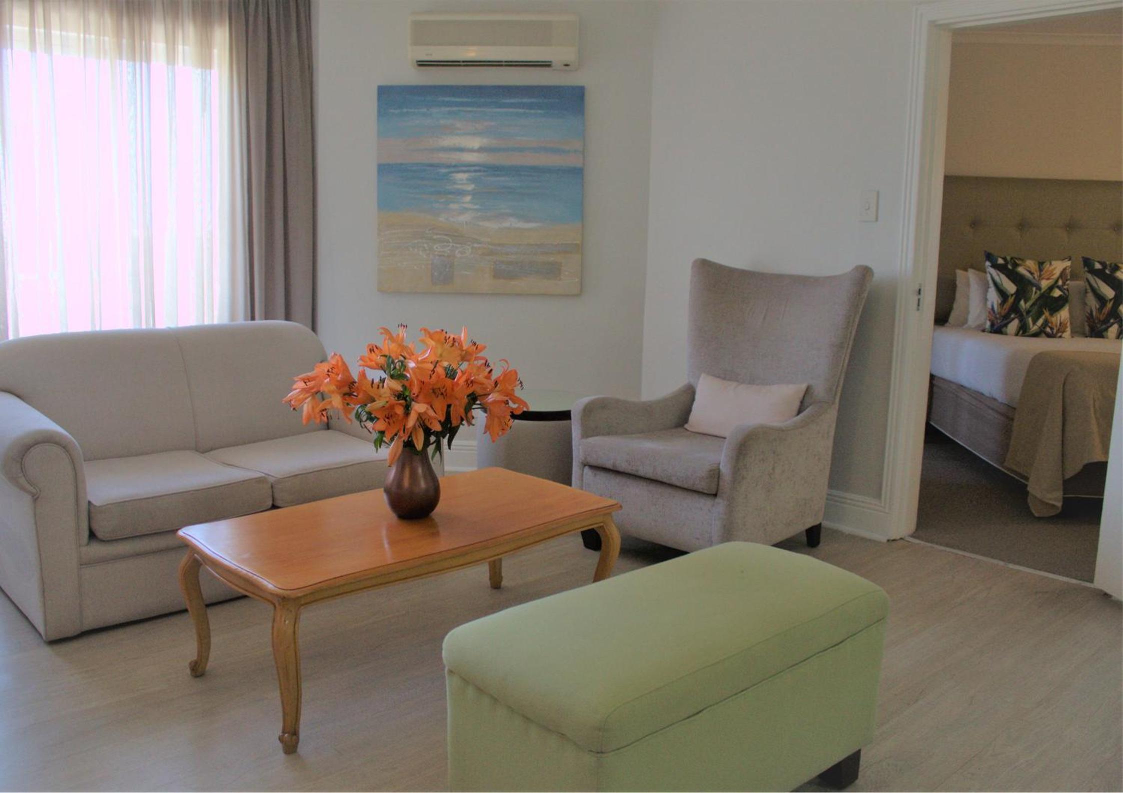 Suite with River View - Photo 2