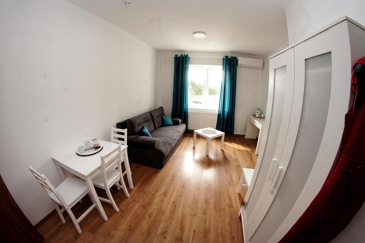 Standard Family Room photo 1