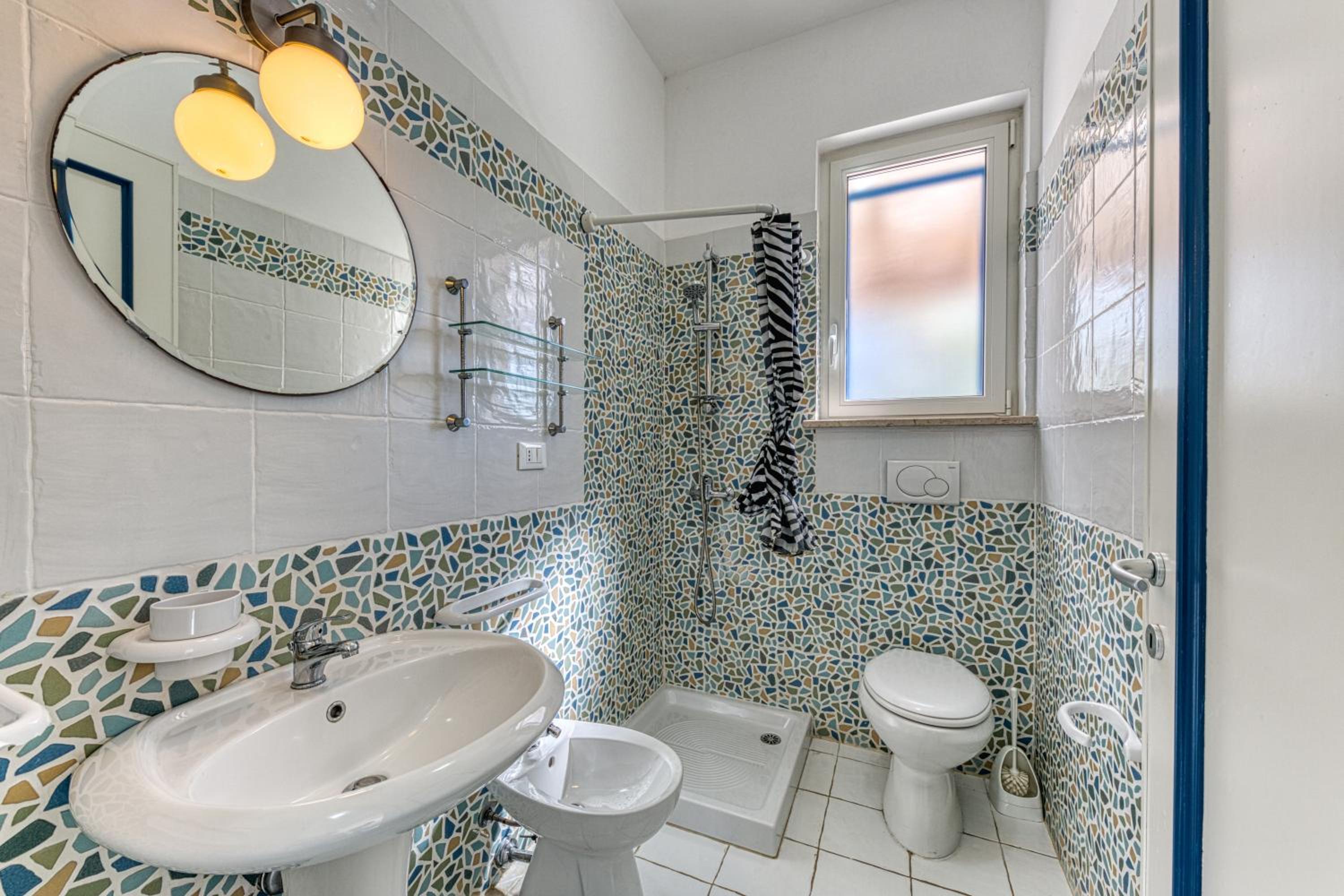 Two-Bedroom House photo 3