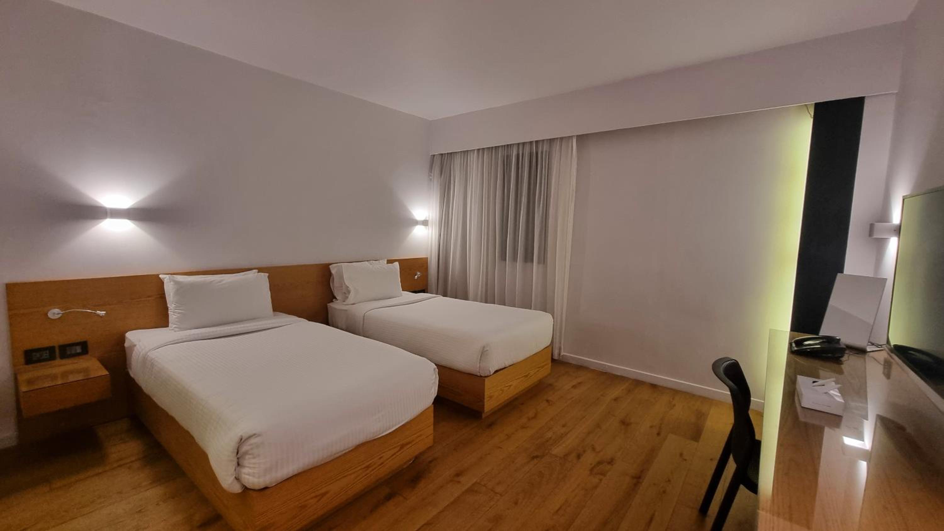 Superior Twin Room - Photo 7