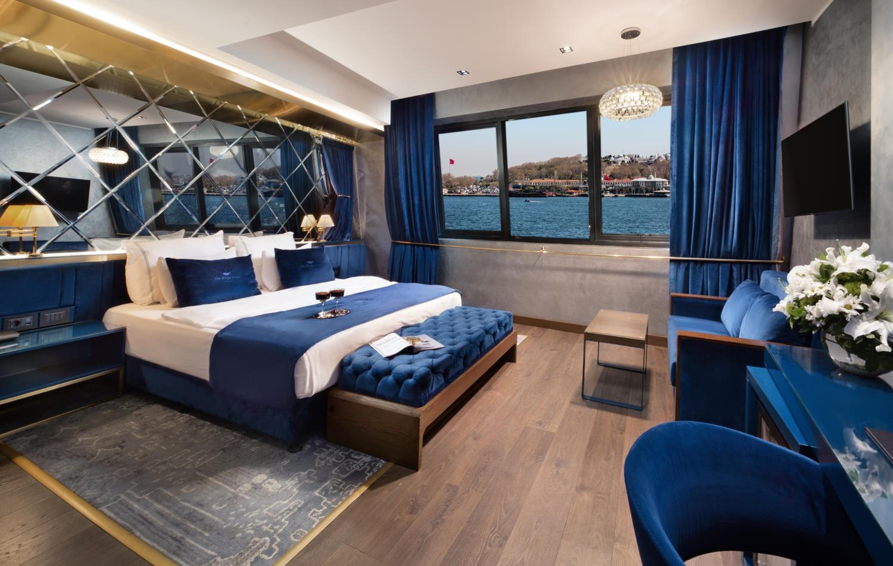 Penthouse Suite with Sea View photo 1