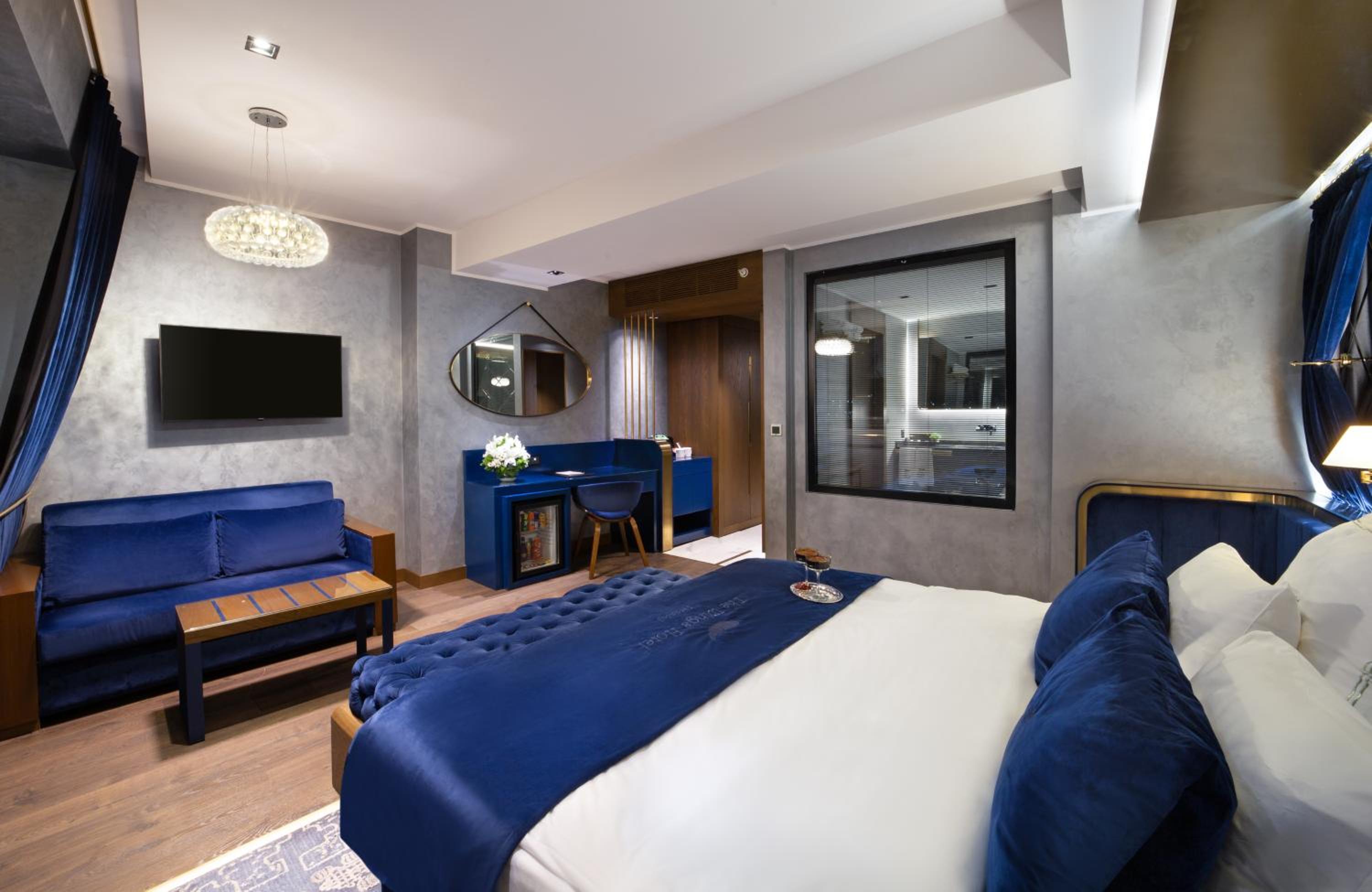 Penthouse Suite with Sea View photo 3