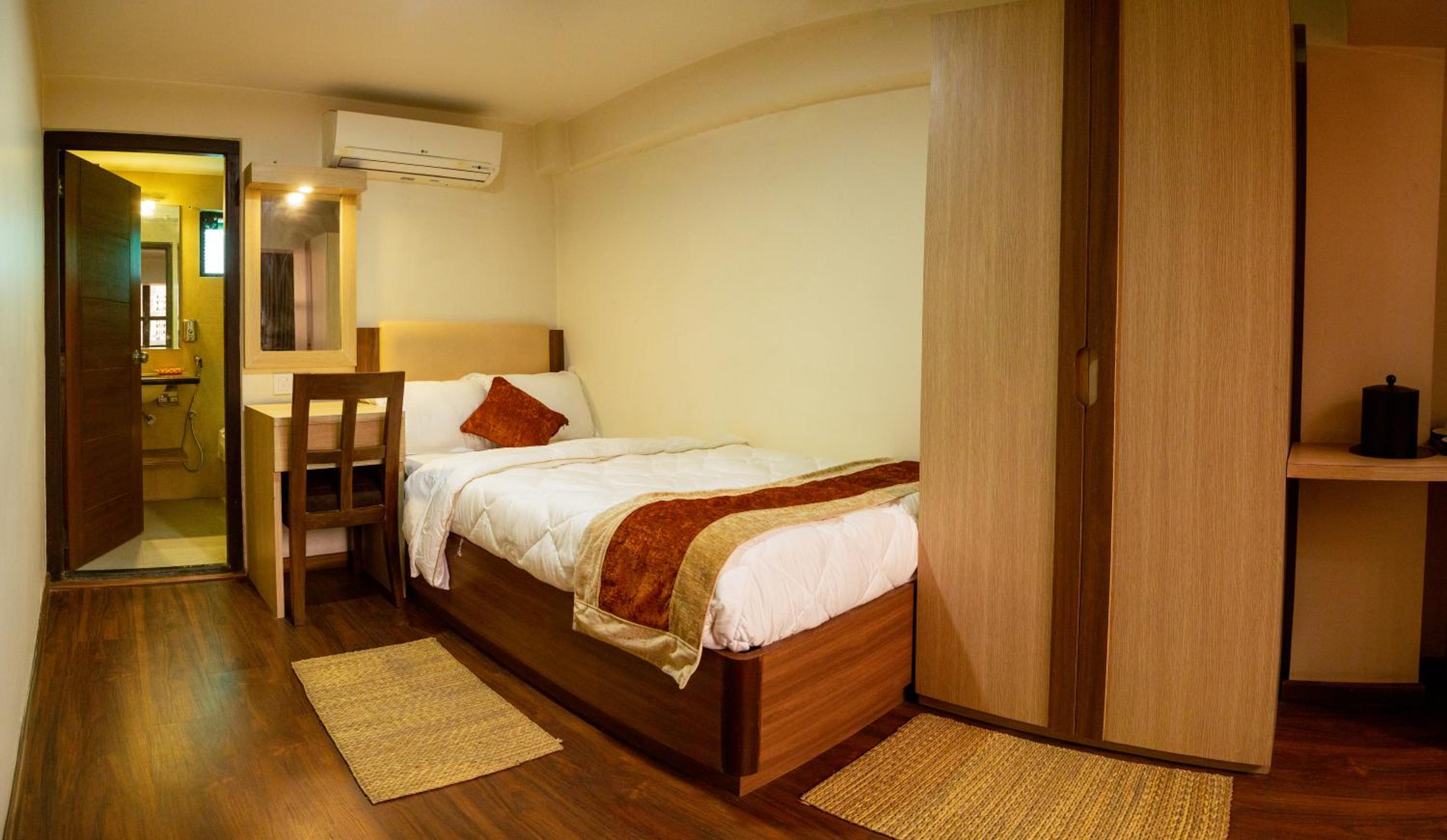 Standard Single Room
