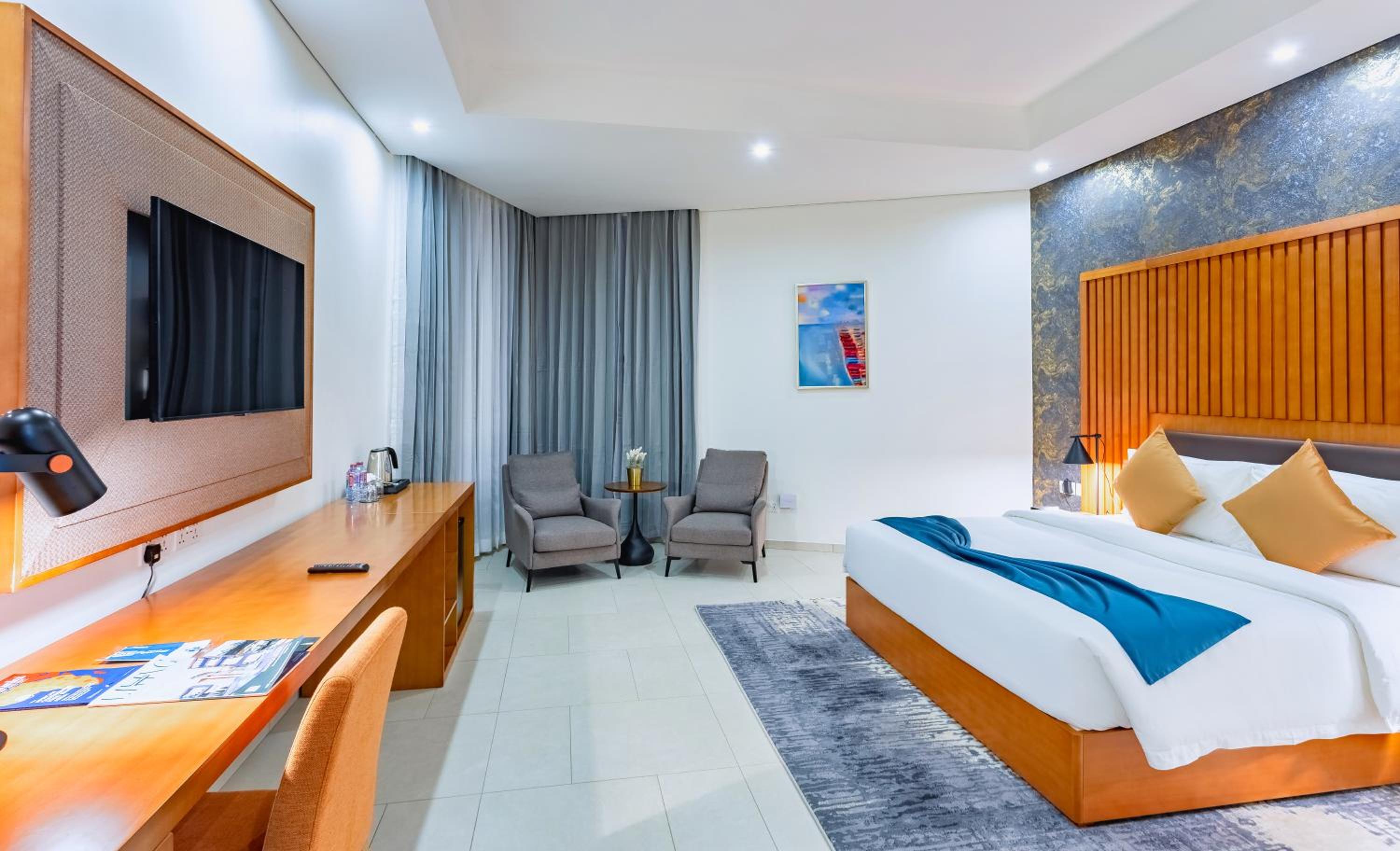 Deluxe Room - Photo 2