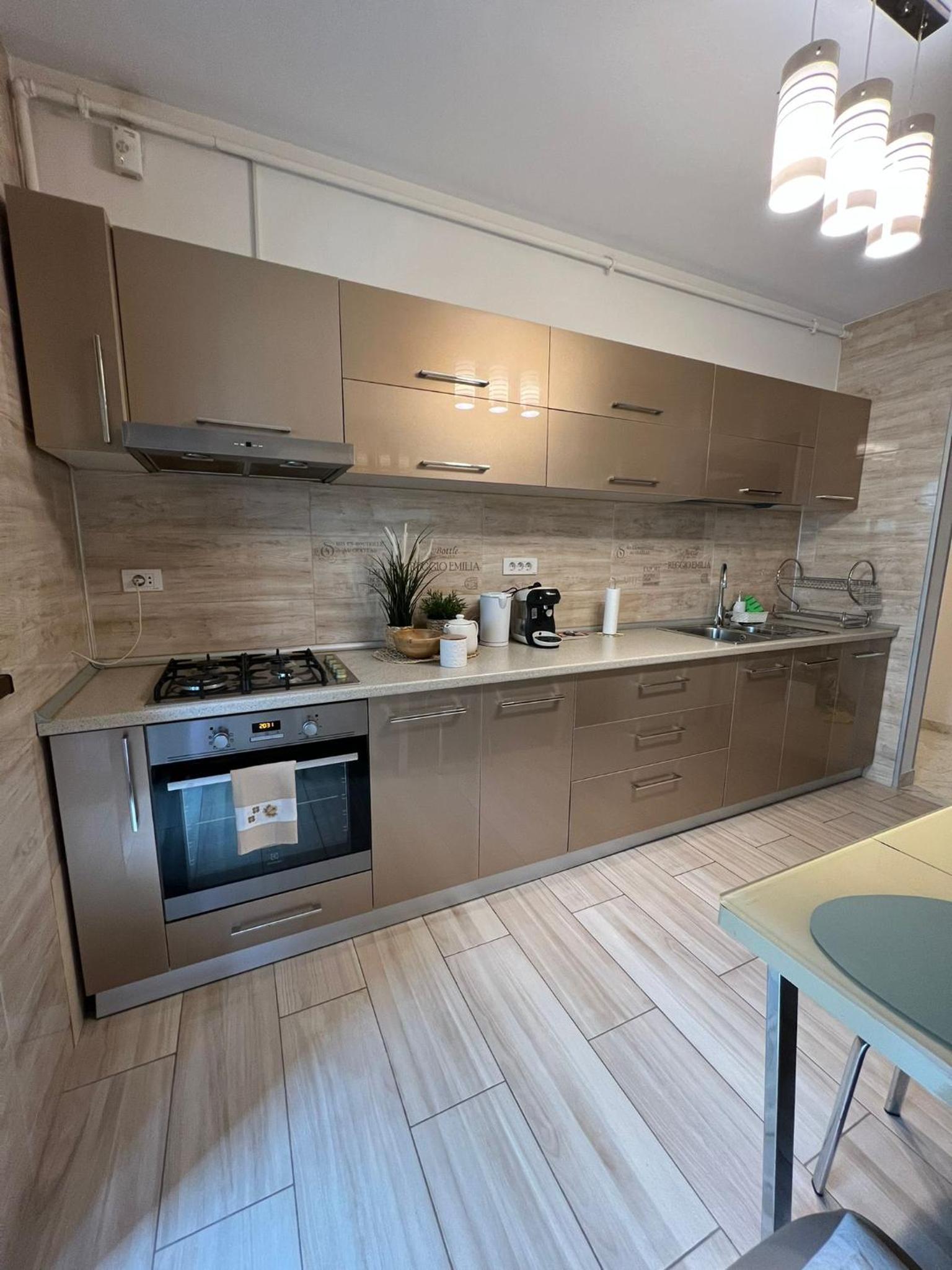 Two-Bedroom Apartment - Photo 6