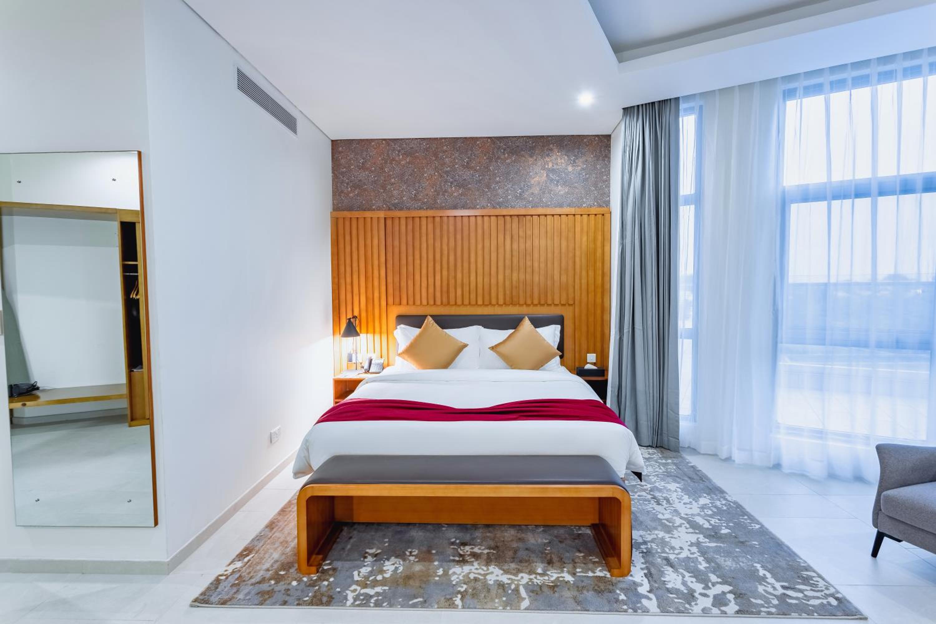 Executive Room - Photo 5
