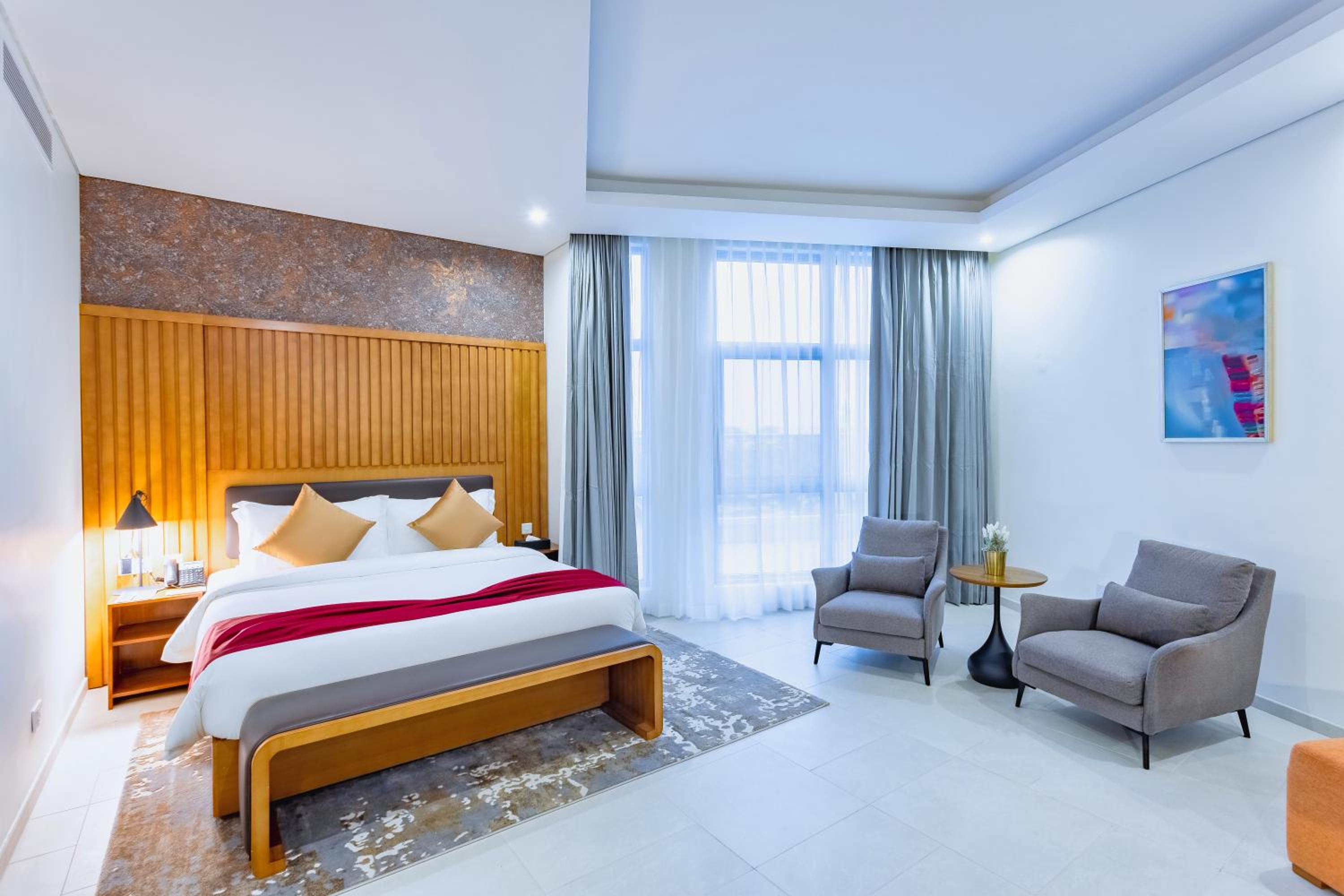 Executive Room - Photo 3