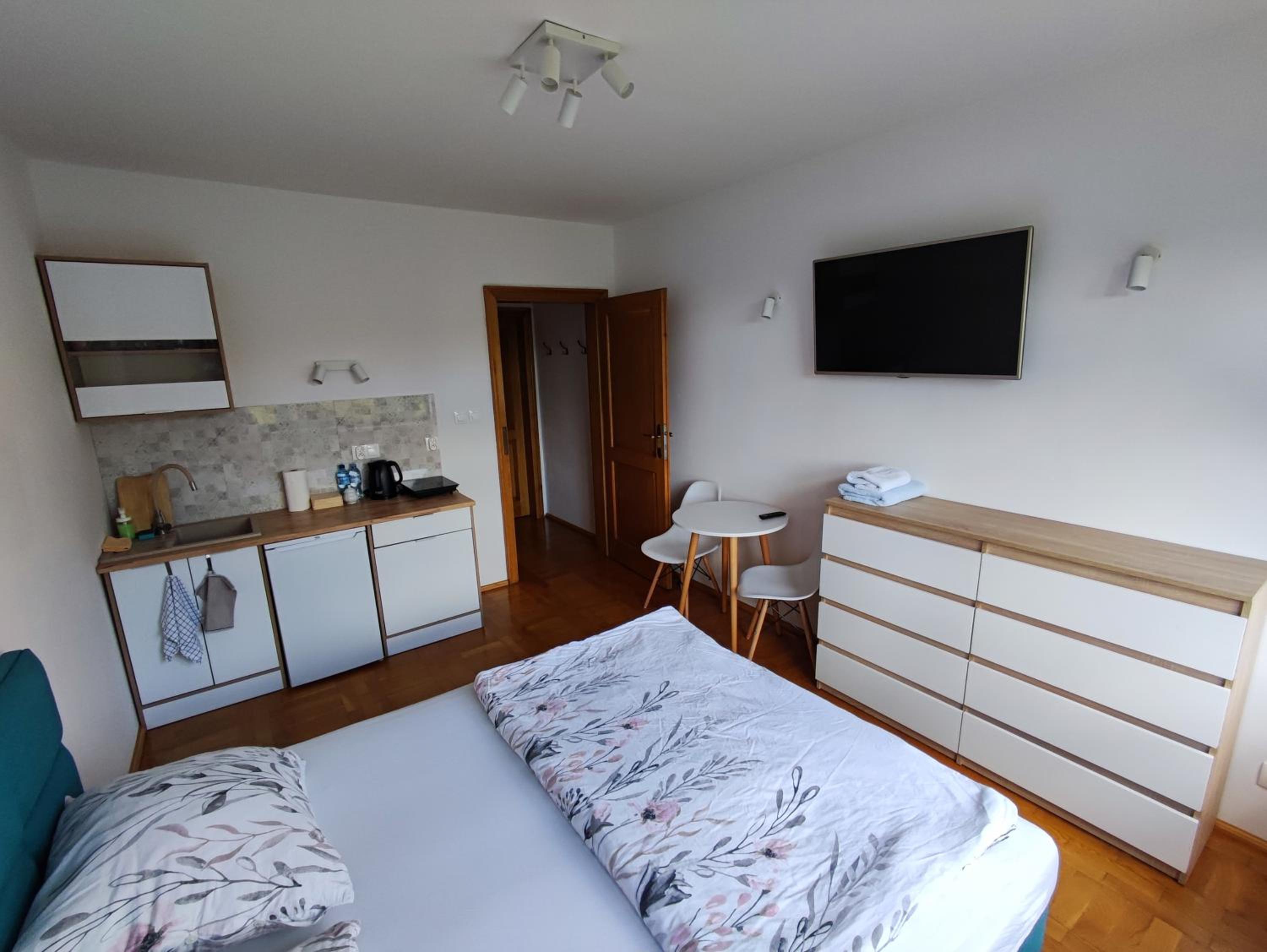 Standard Double Room photo 2