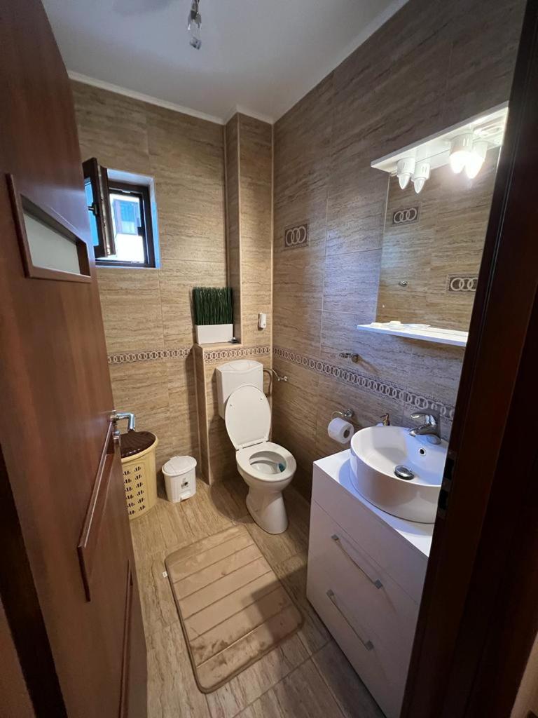 Two-Bedroom Apartment - Photo 13