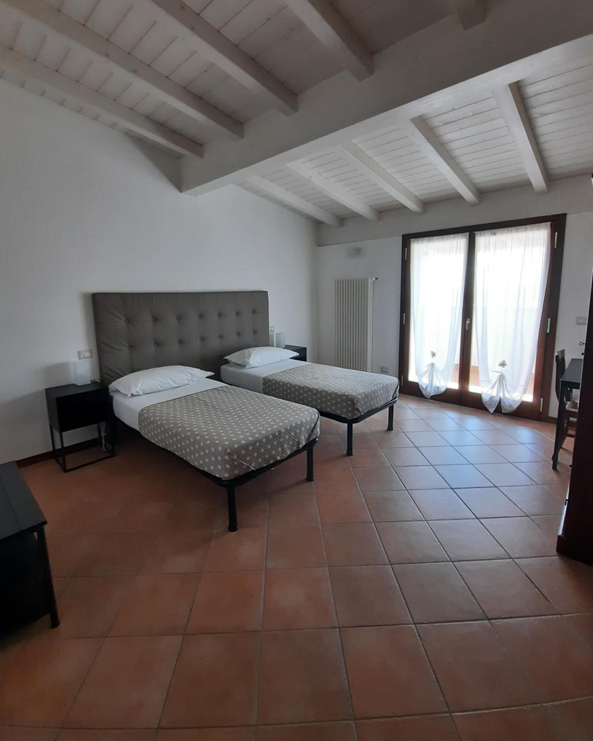Quadruple Room with Balcony photo 3