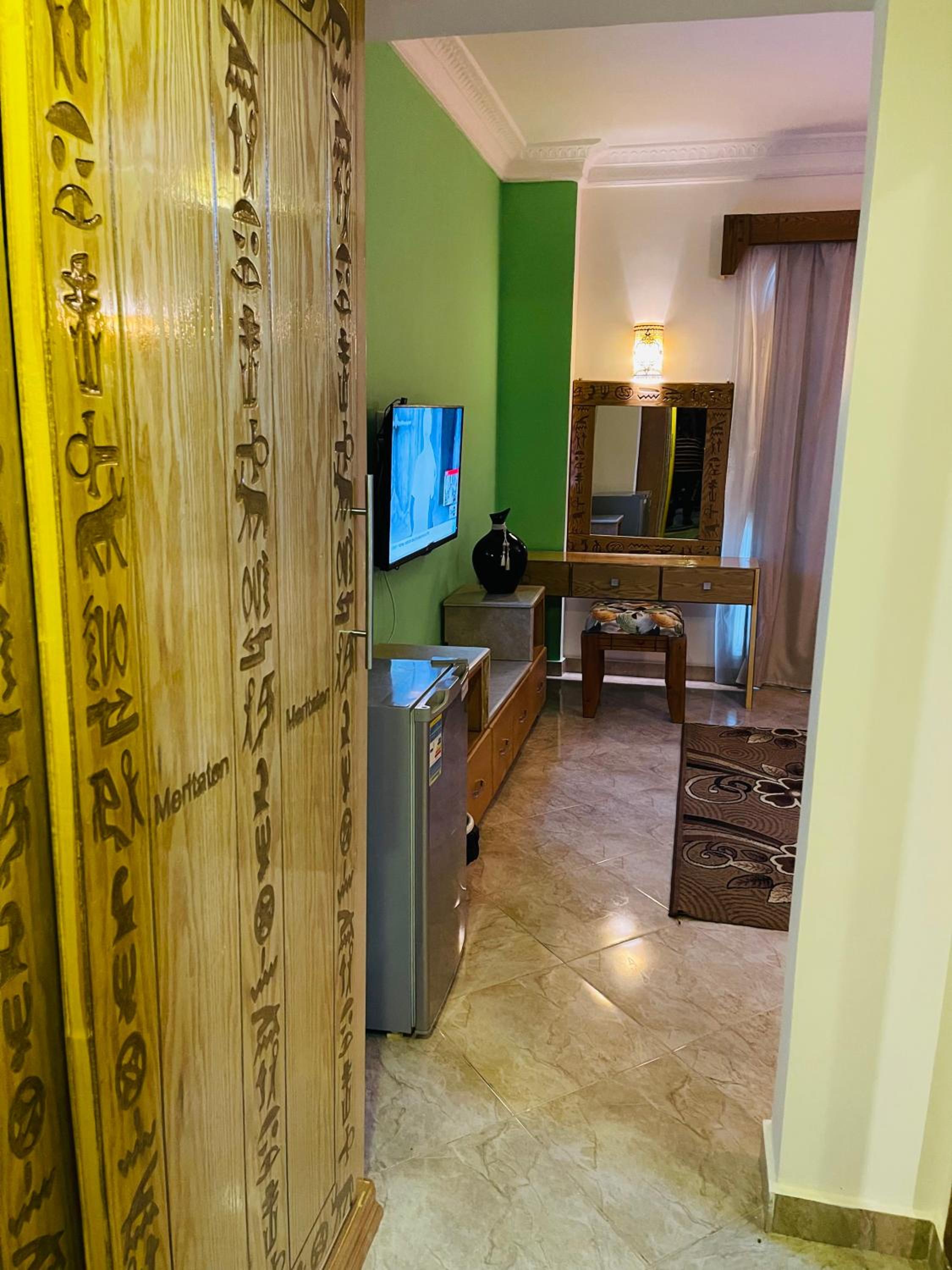 Deluxe Double or Twin Room with Pool View