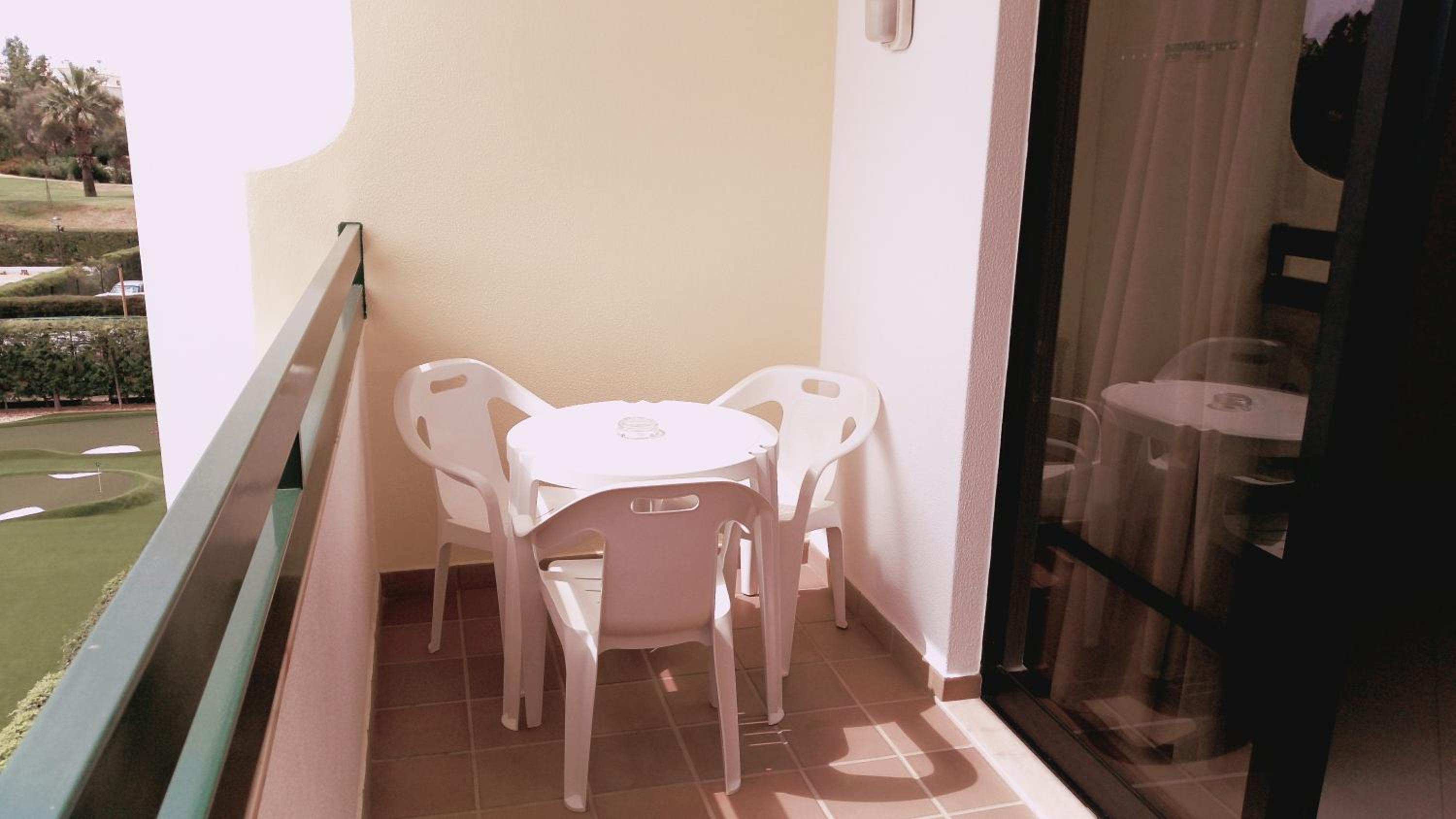 One-Bedroom Apartment - Photo 15