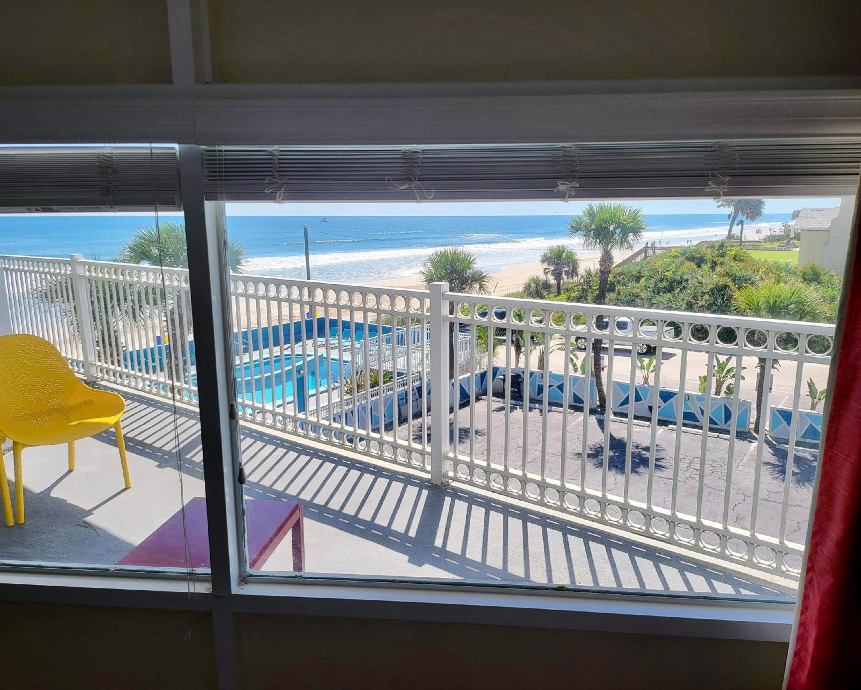 King Suite with Ocean View photo 3