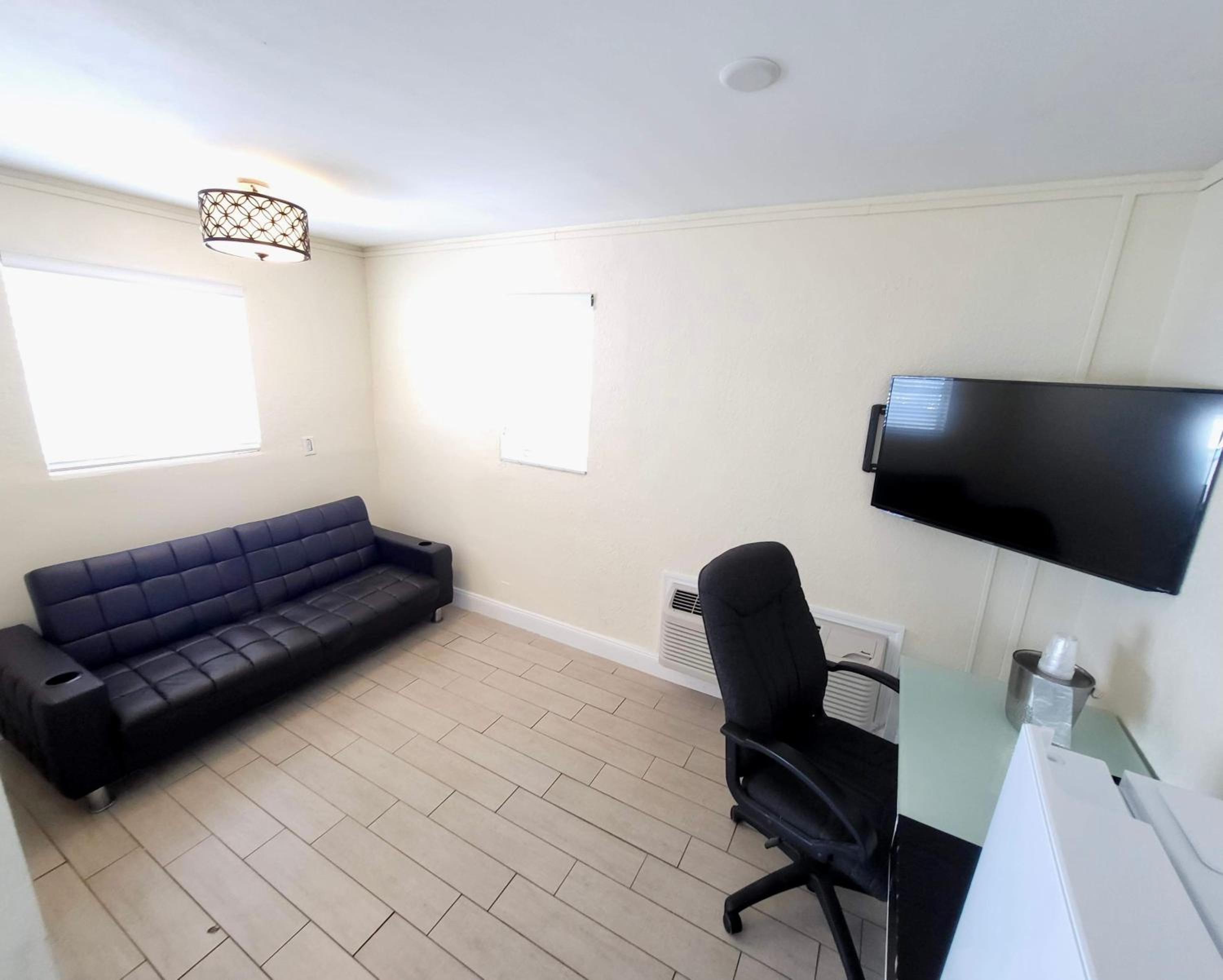 Family Suite with Ocean View photo 1