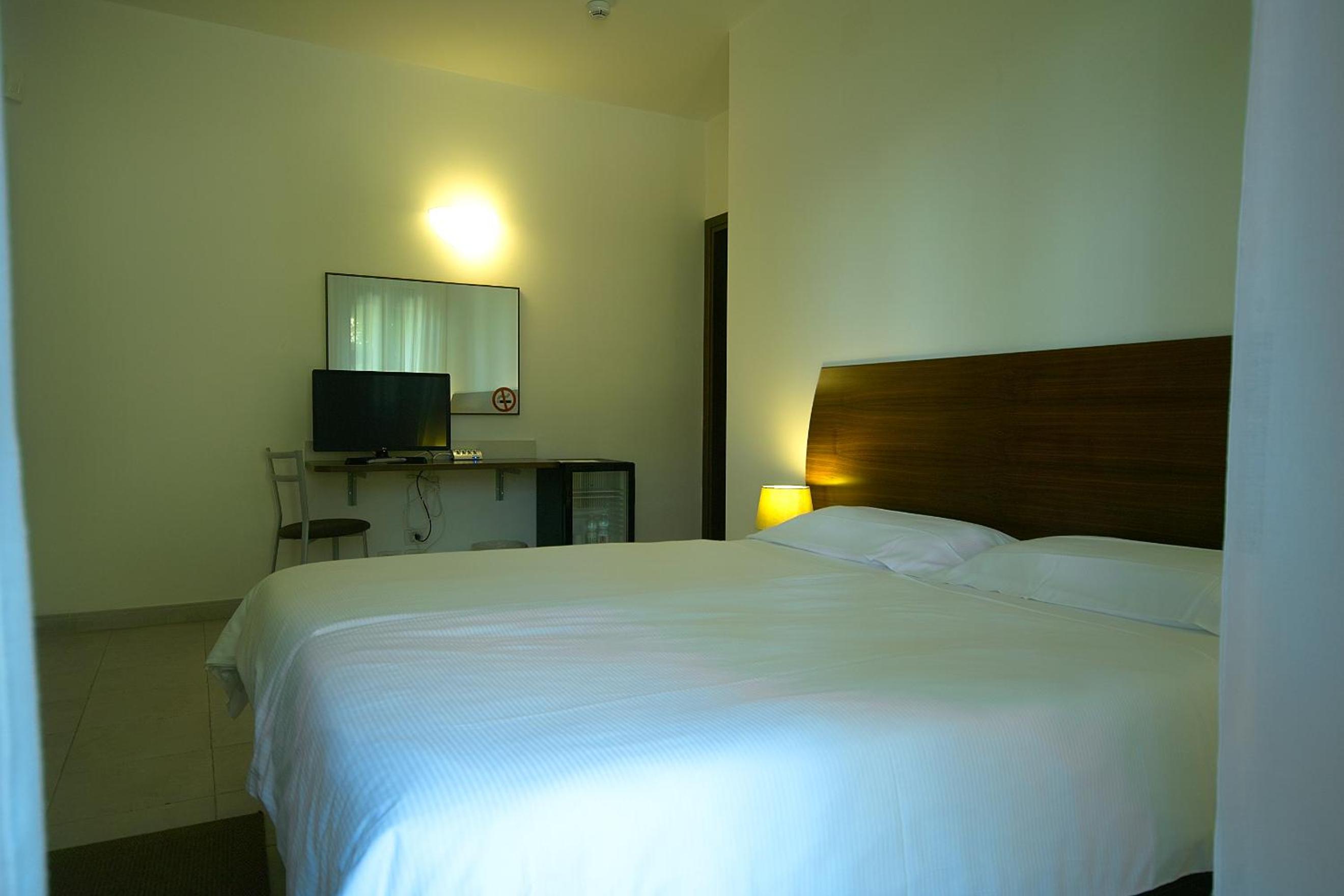 Comfort Double Room with Terrace