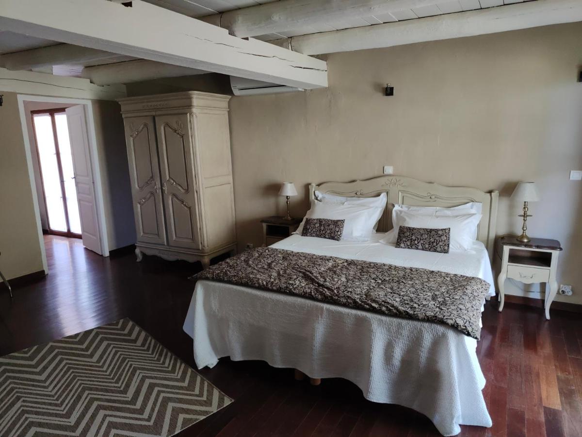 Superior King Suite photo 1