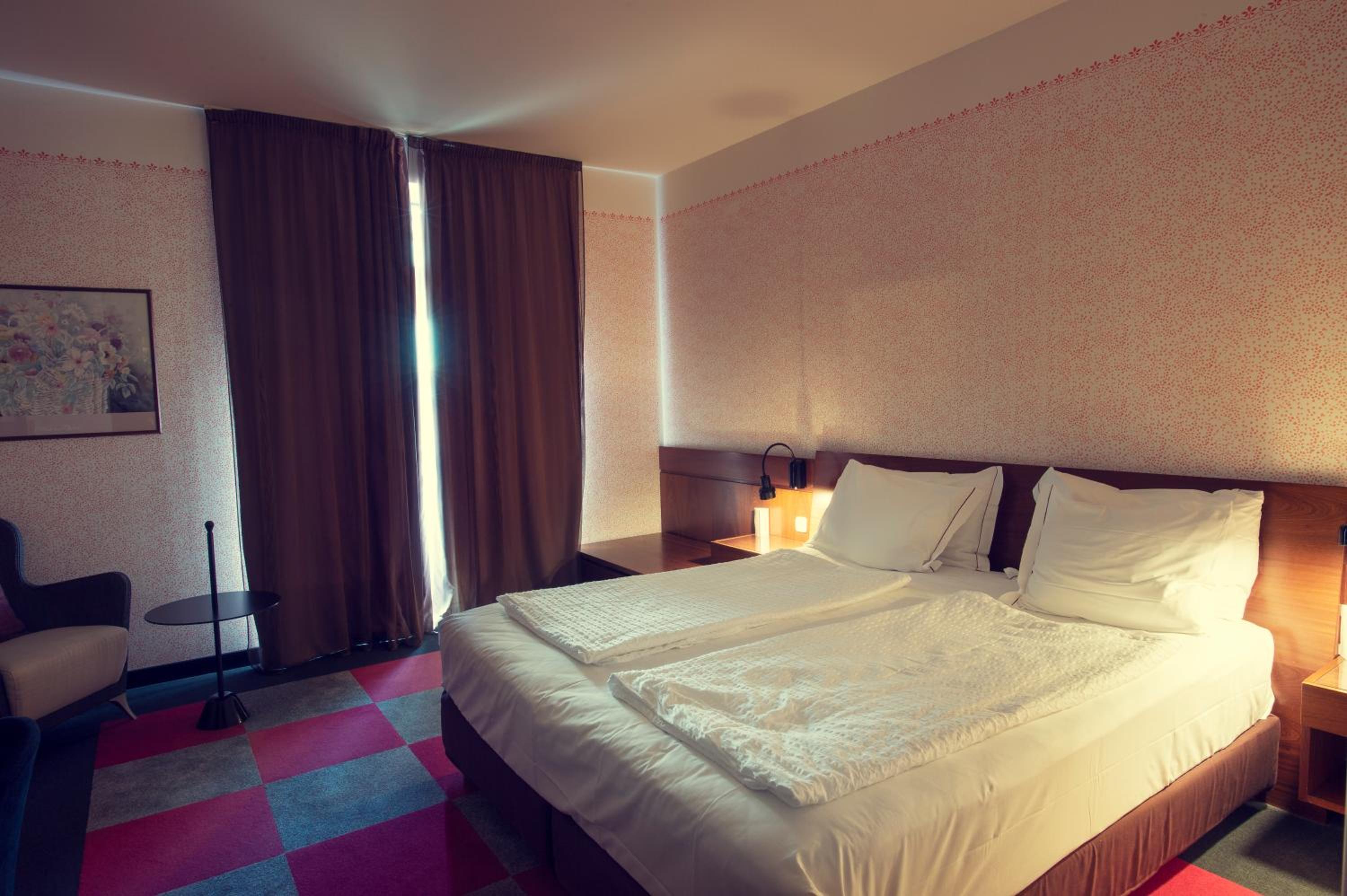 Superior Double Room - Photo 3