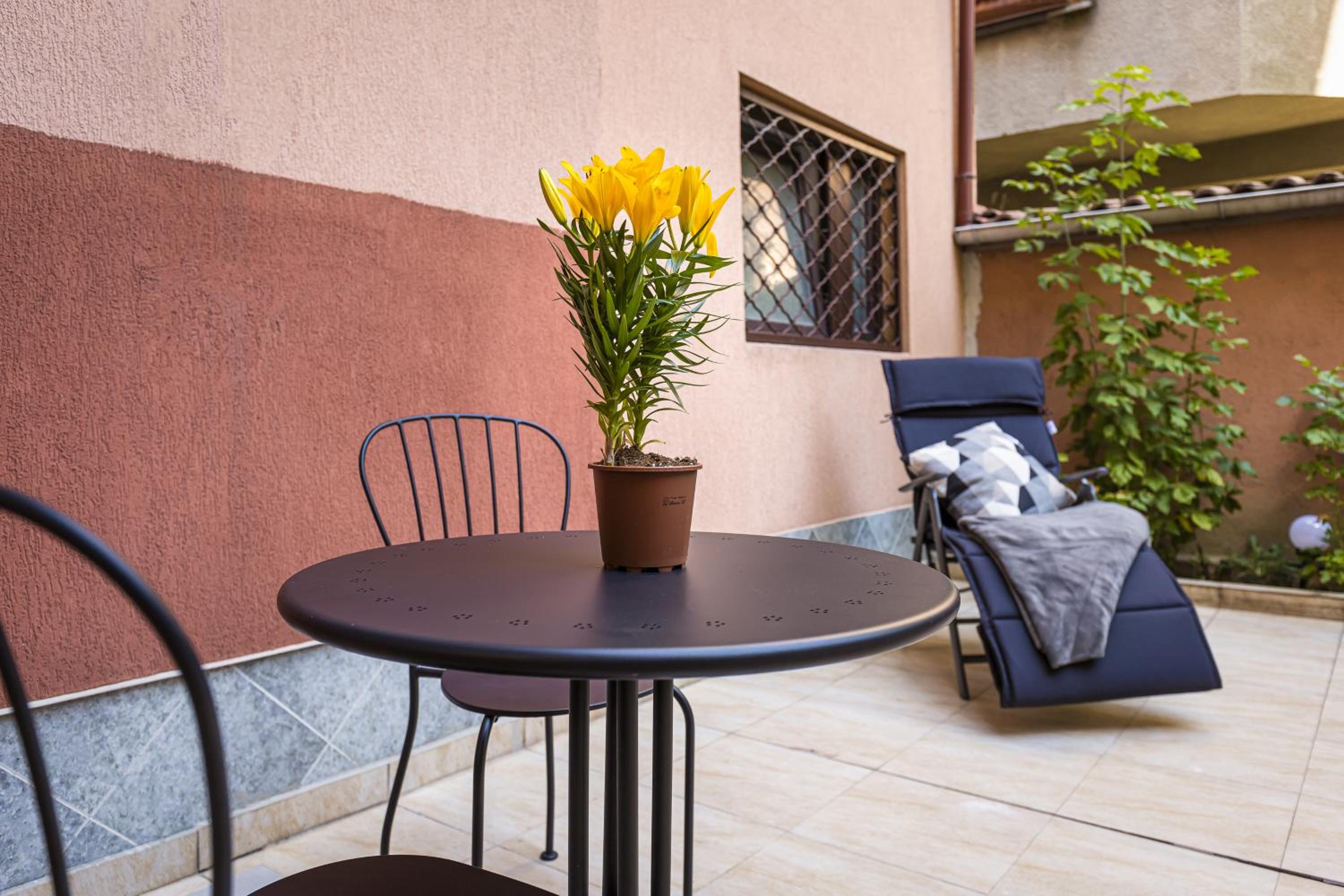 Studio with Garden View - Photo 7