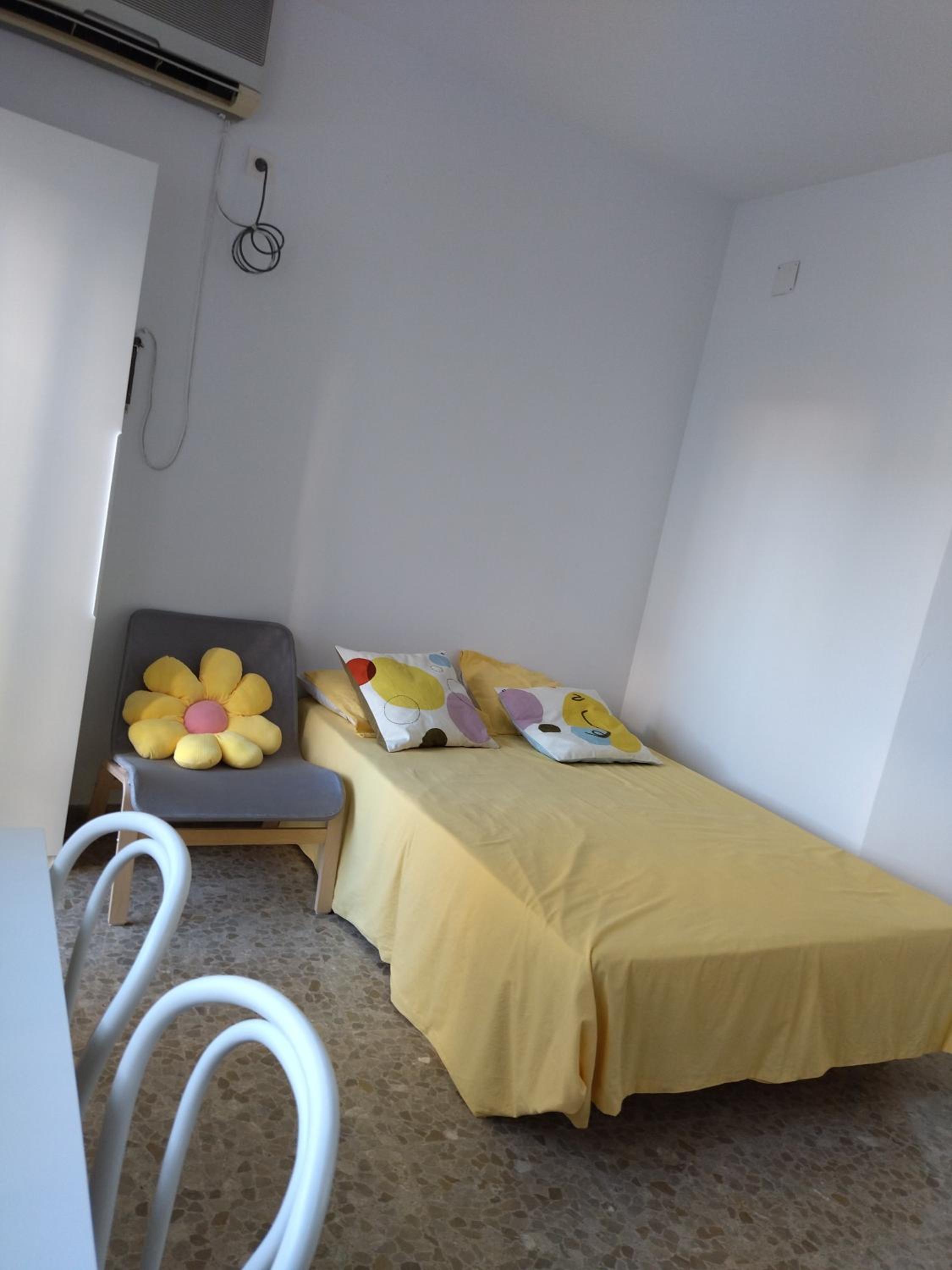 Double Room with Private Bathroom photo 2