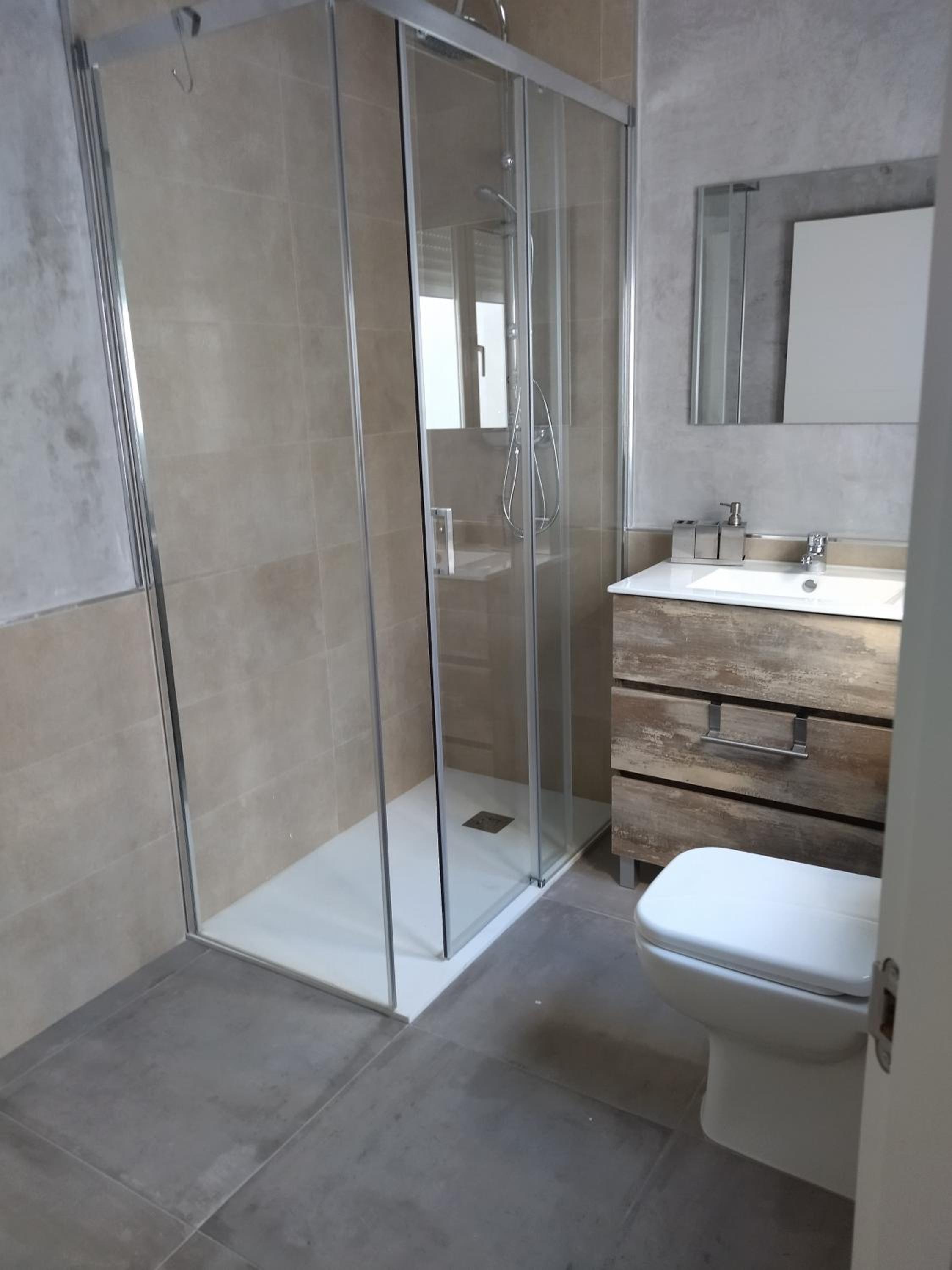 Double Room with Private Bathroom photo 3