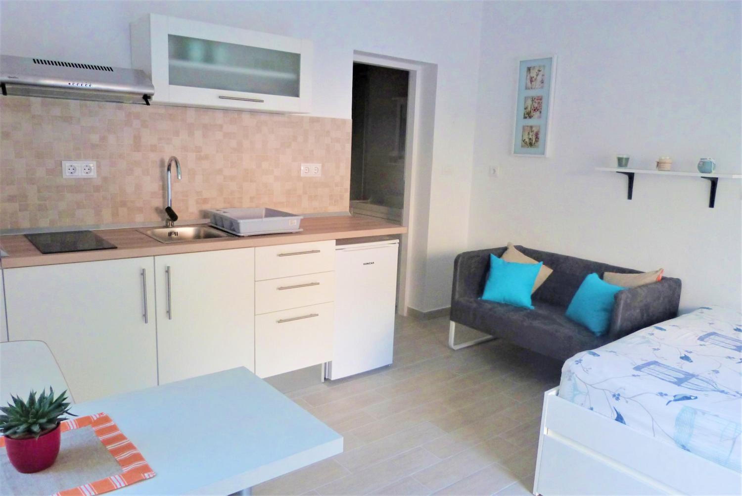 Studio Apartment