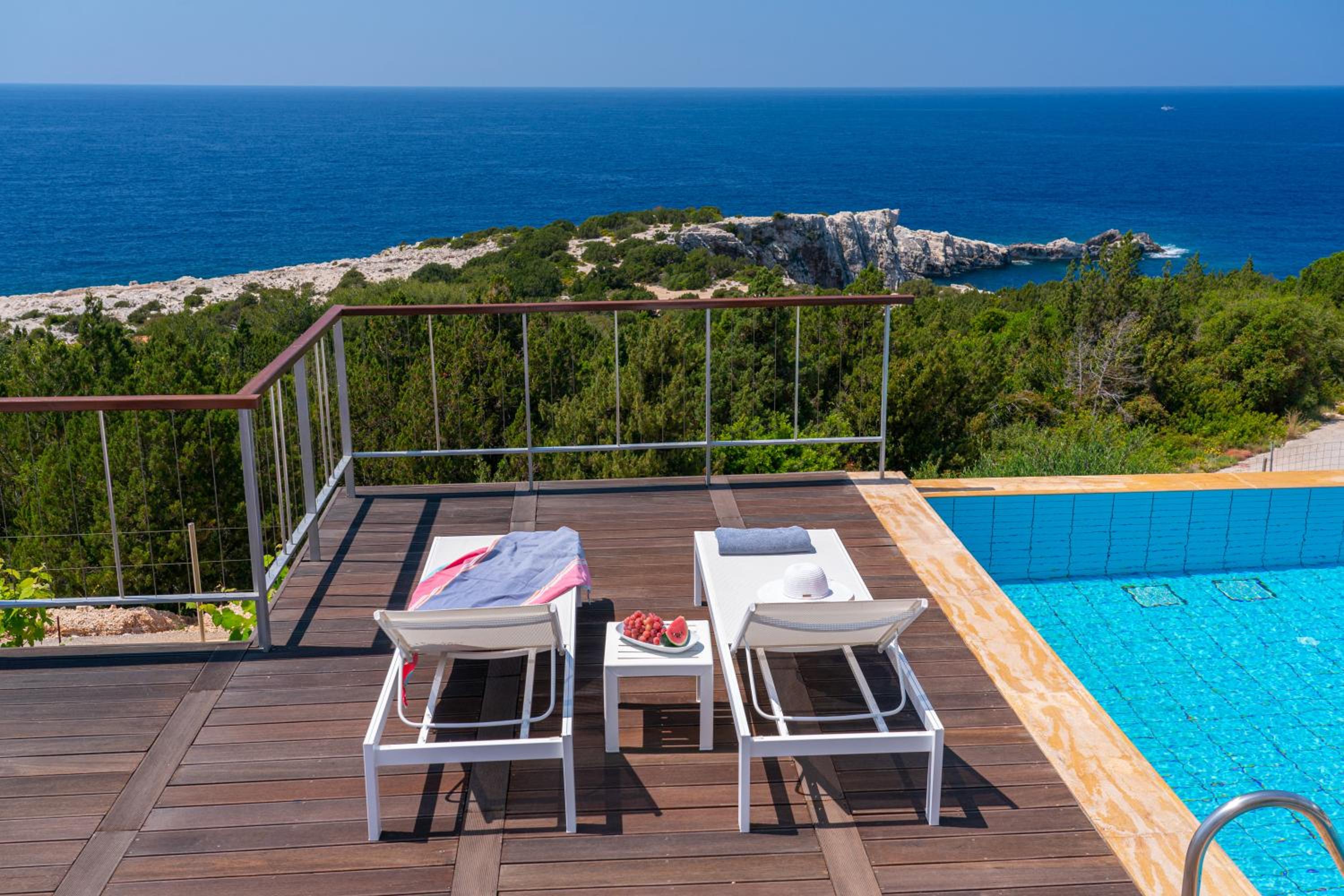 Villa with Sea View photo 2