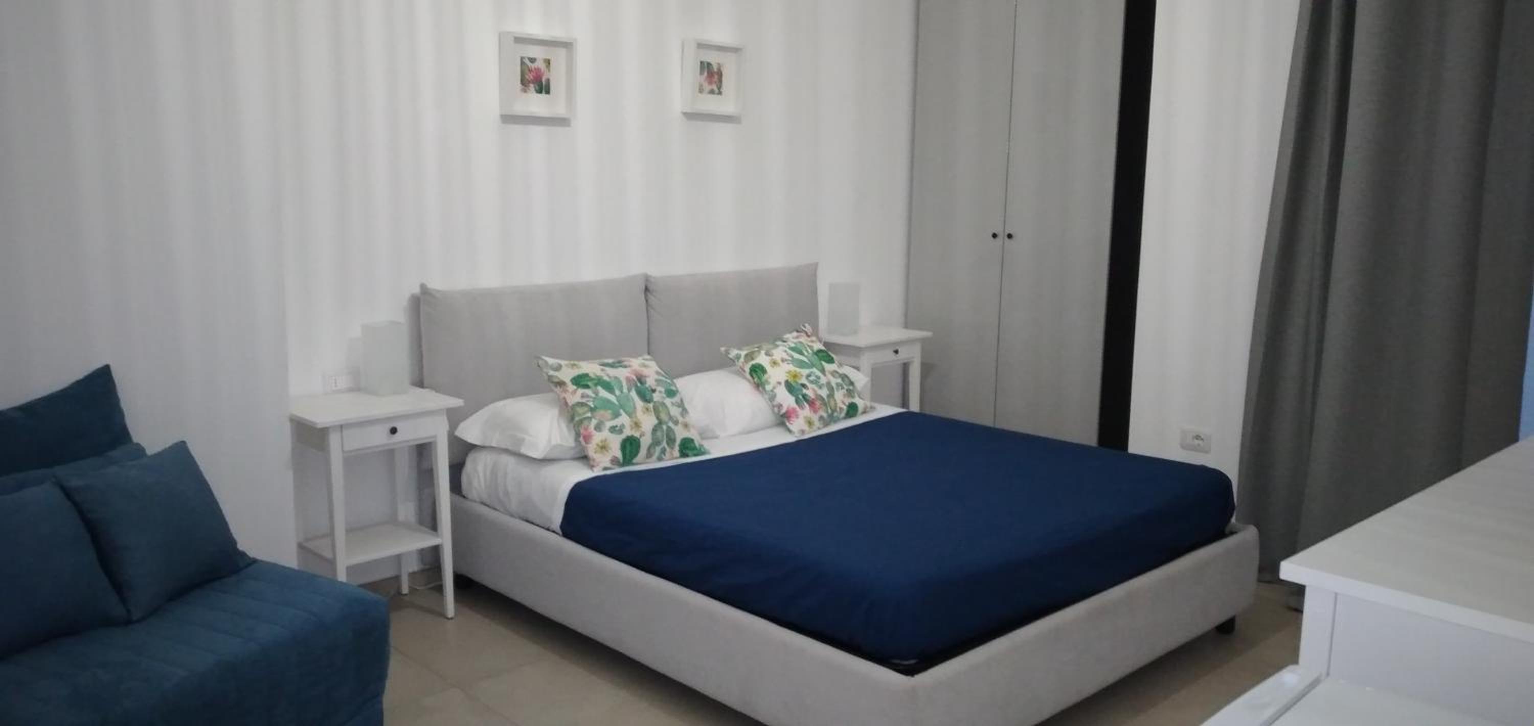 Standard Twin Room - Photo 2