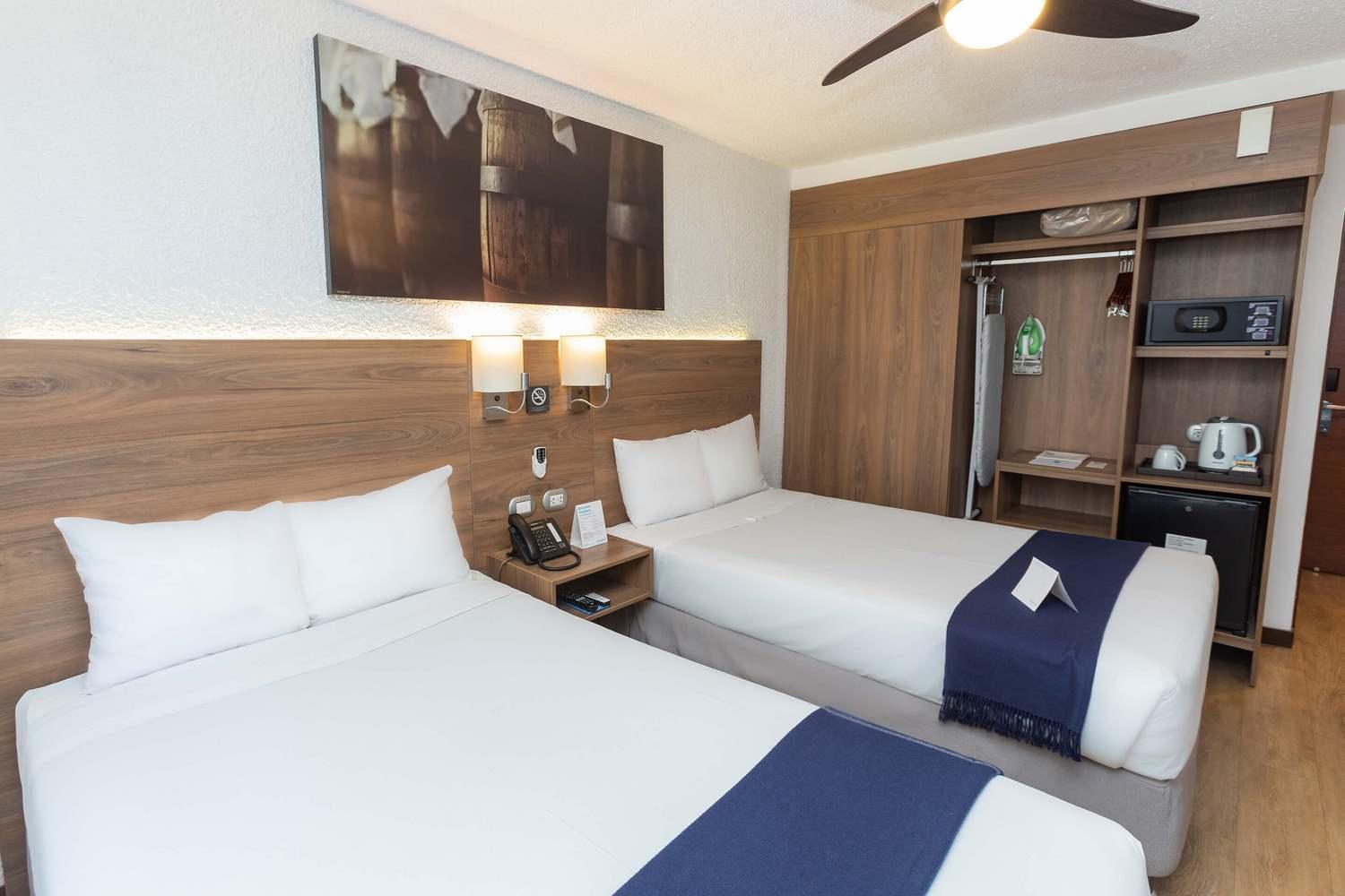 Superior Twin Room - Photo 1