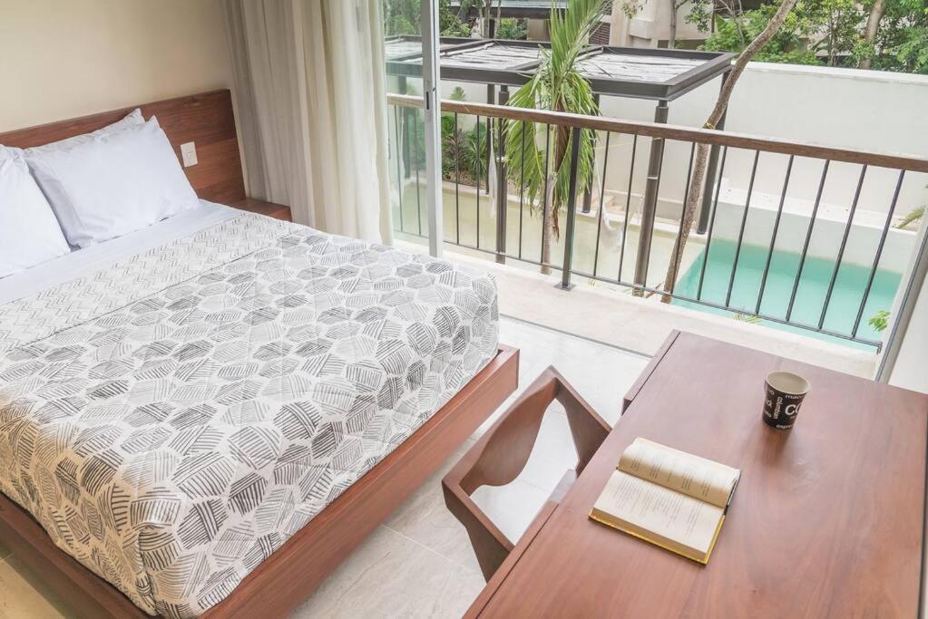 One-Bedroom Apartment - Photo 1