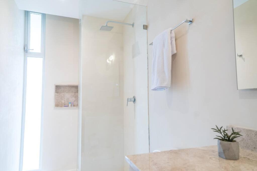 One-Bedroom Apartment - Photo 5