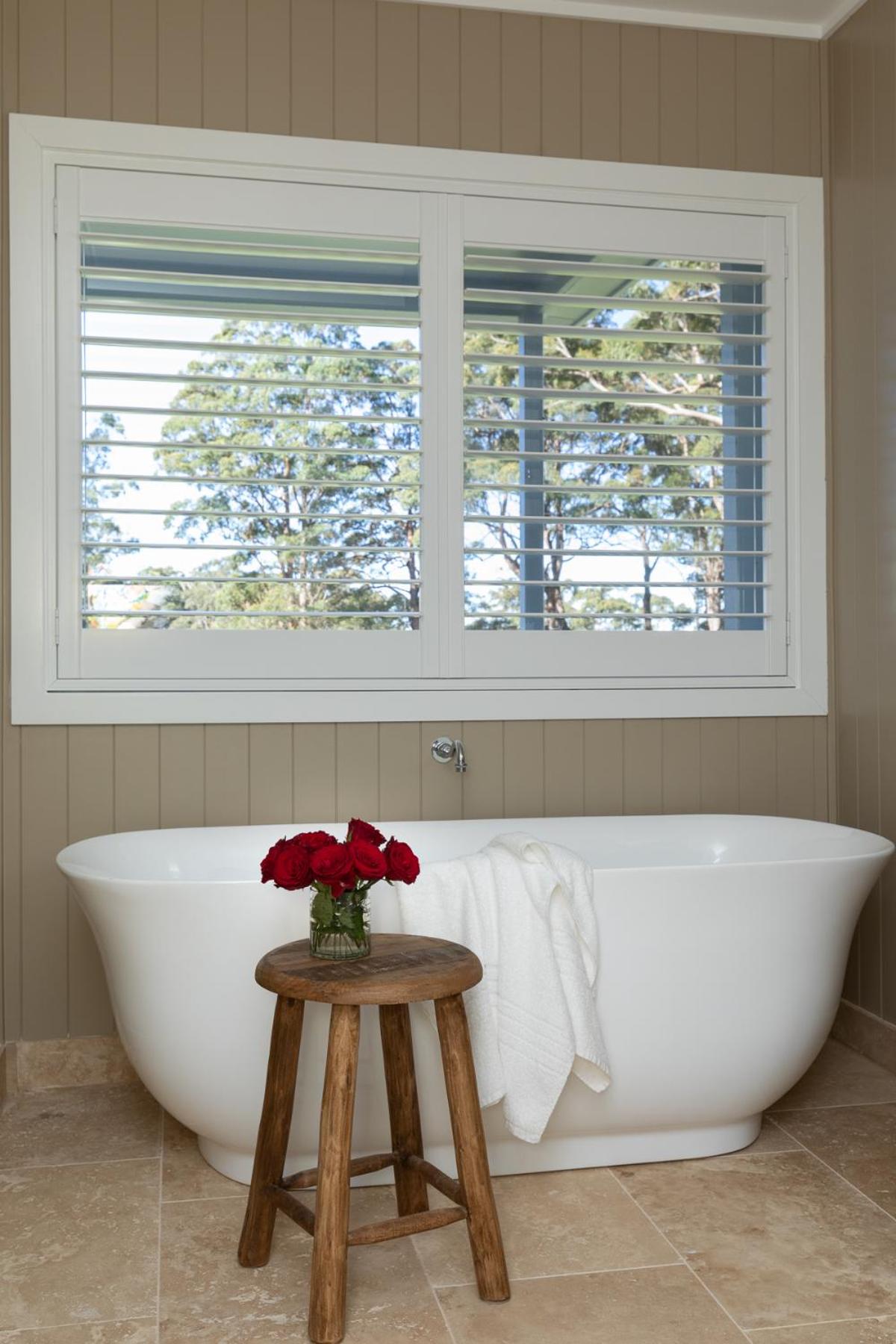 Lodge Bath Suite - Photo 17