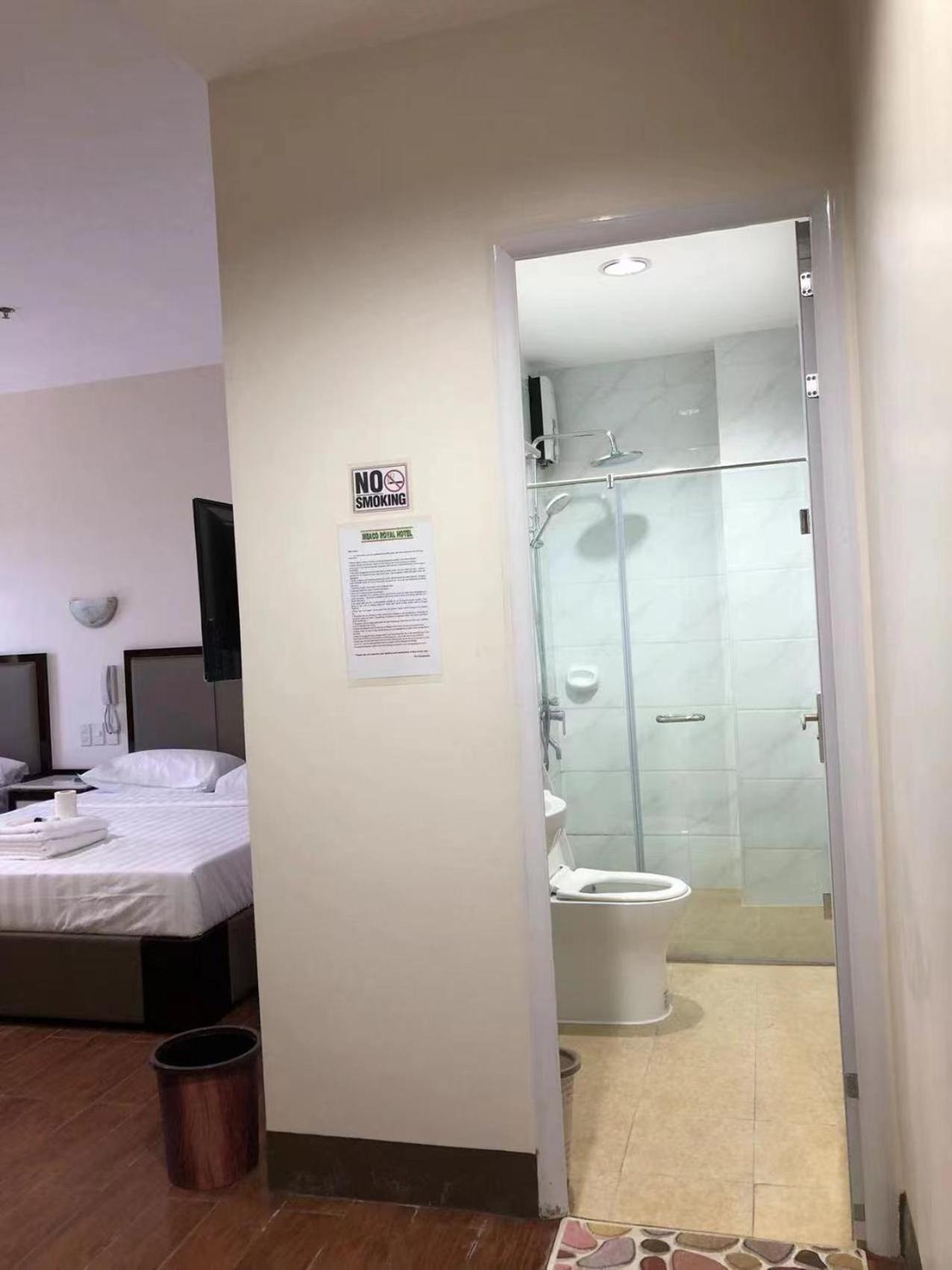 Deluxe Room - Photo 16